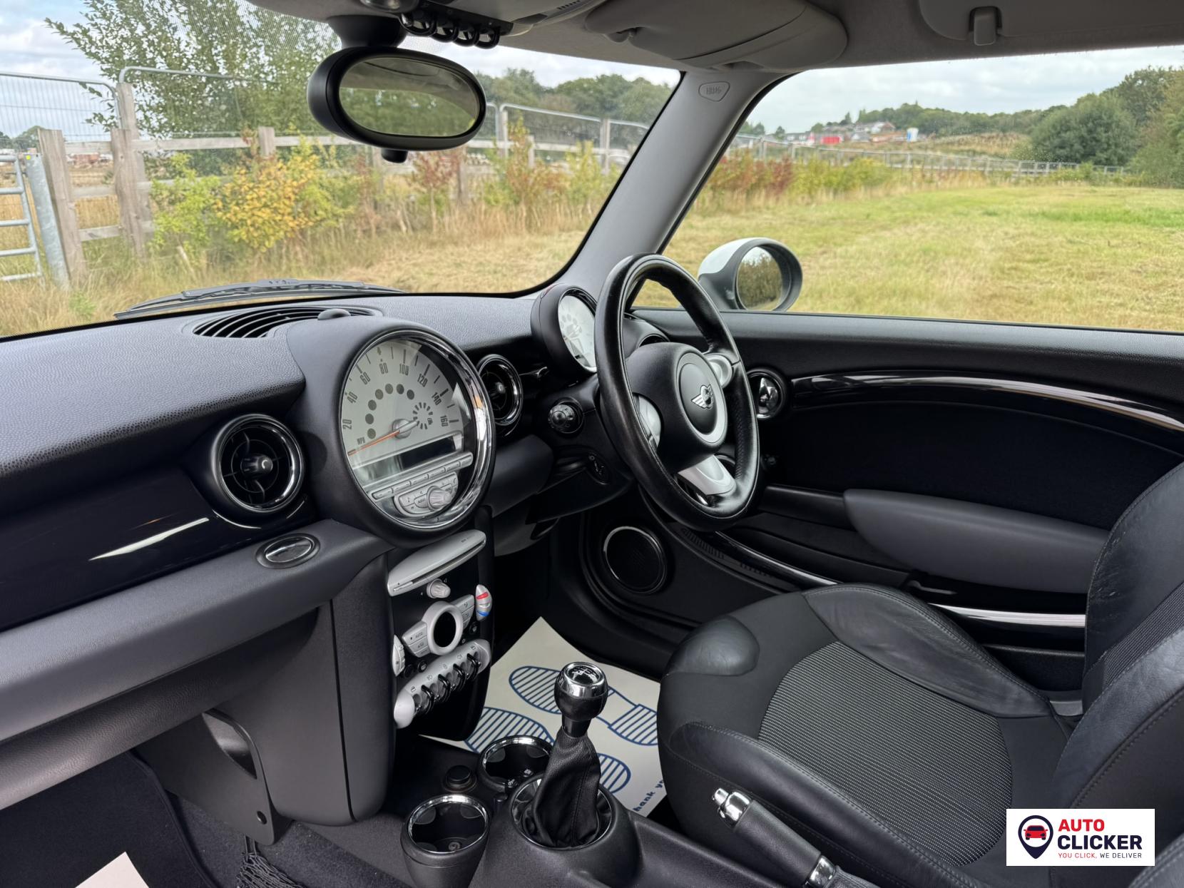MINI Hatch 1.6 Cooper Hatchback 3dr Petrol Manual Euro 4 (120 ps)