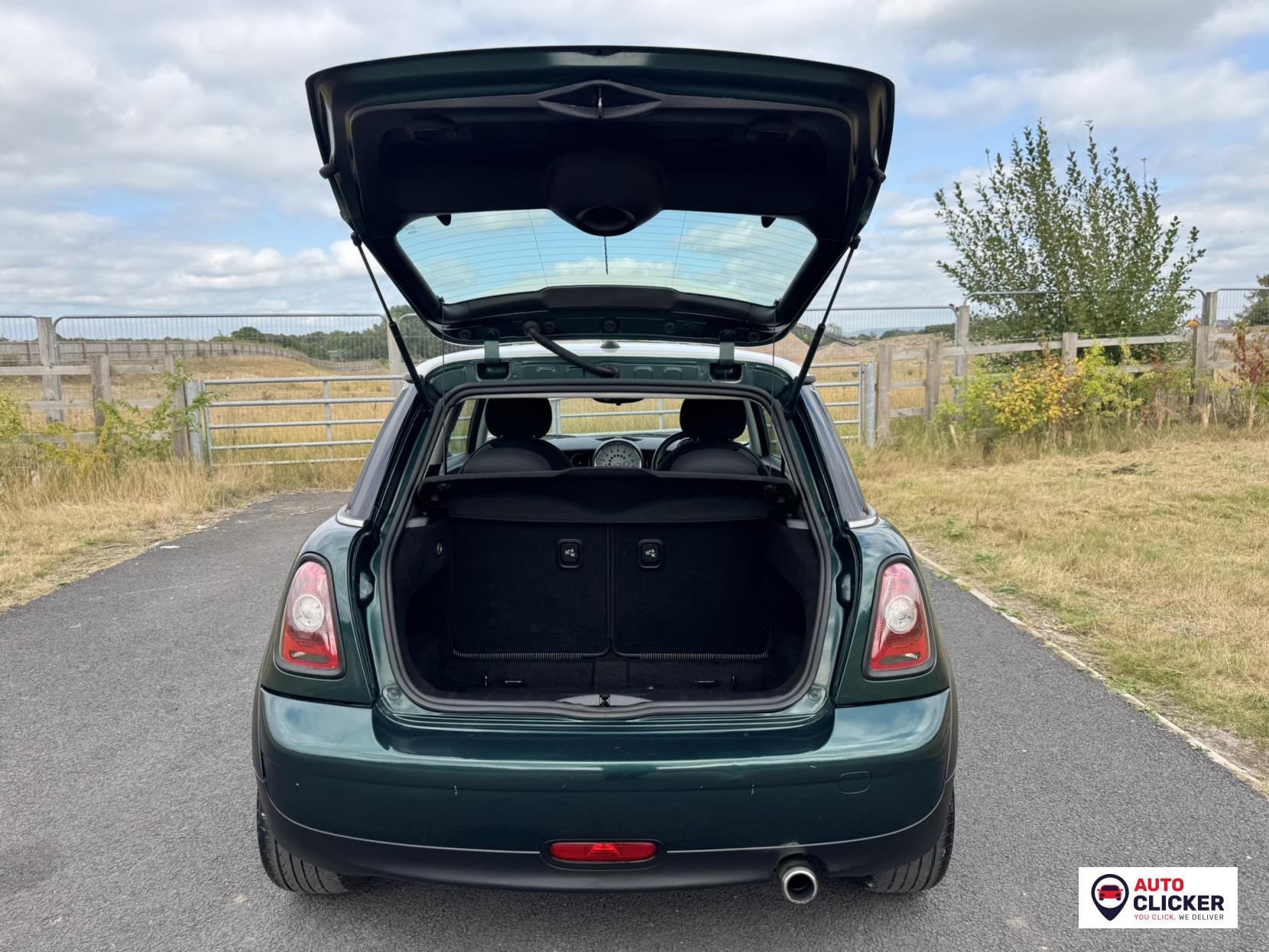 MINI Hatch 1.6 Cooper Hatchback 3dr Petrol Manual Euro 4 (120 ps)