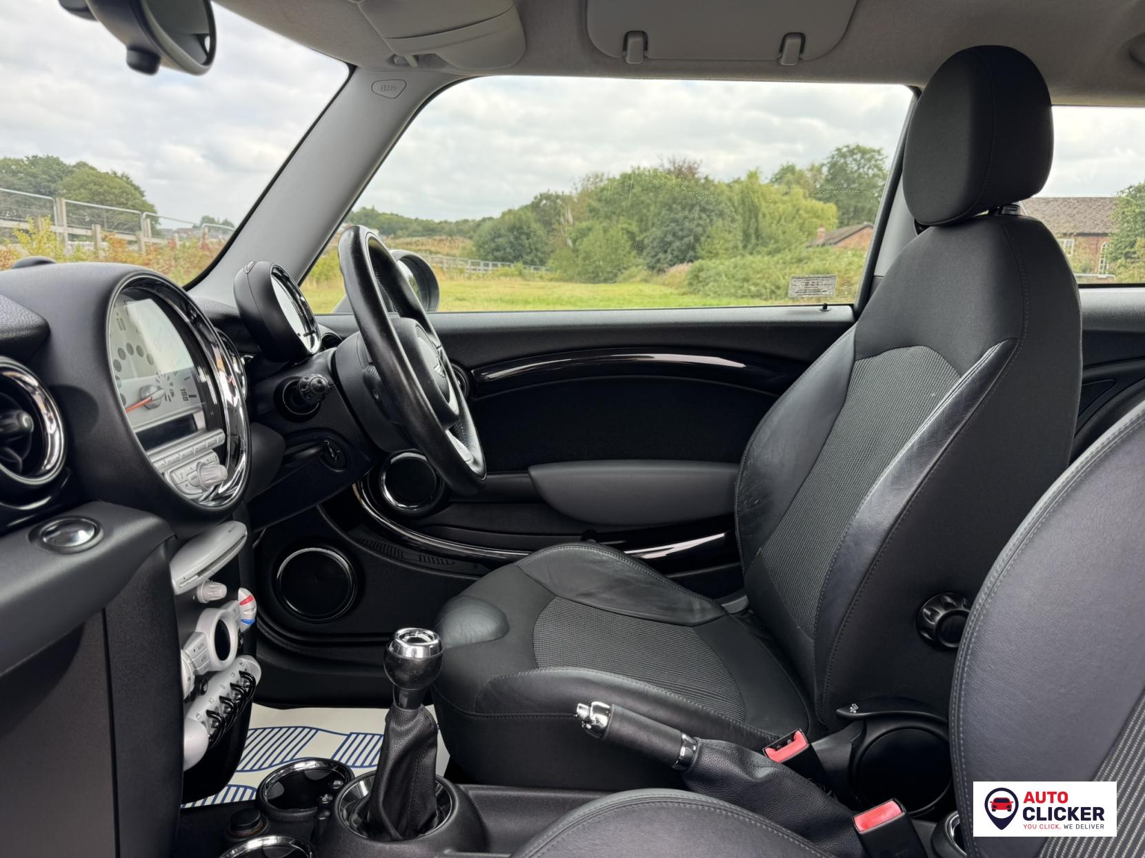 MINI Hatch 1.6 Cooper Hatchback 3dr Petrol Manual Euro 4 (120 ps)