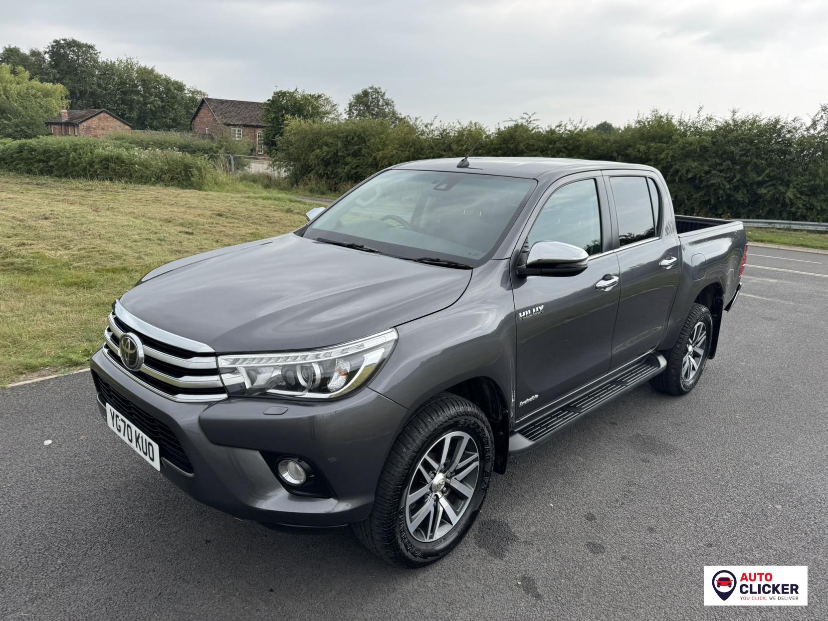 Toyota Hilux 2.4 D-4D Invincible Pickup Double Cab 4dr Diesel Auto 4WD Euro 6 (s/s) (TSS) (150 ps)