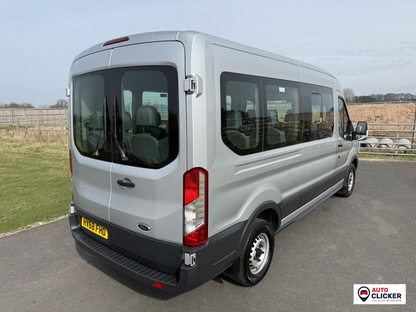 Ford Transit 2.2 TDCi 410 HDT Minibus 5dr Diesel Manual L3 H2 (14 seats) (196 g/km, 123 bhp)