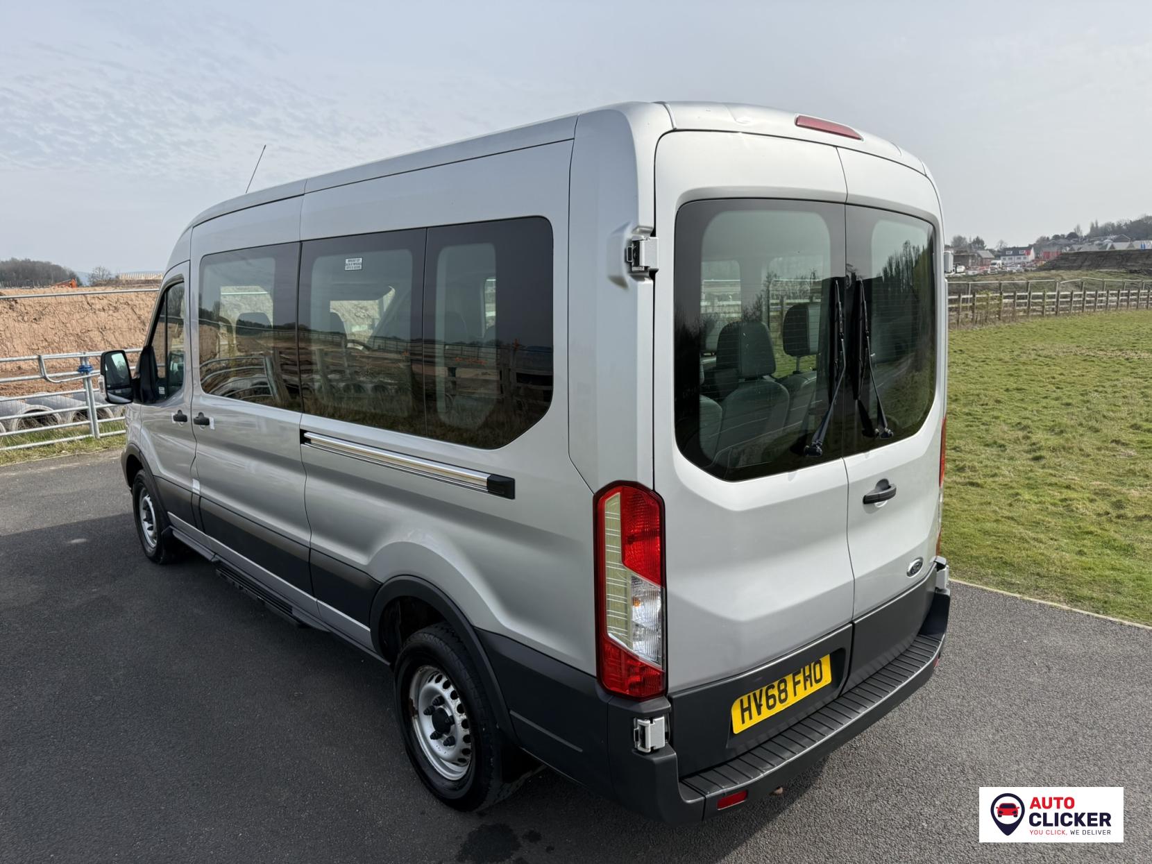 Ford Transit 2.2 TDCi 410 HDT Minibus 5dr Diesel Manual L3 H2 (14 seats) (196 g/km, 123 bhp)