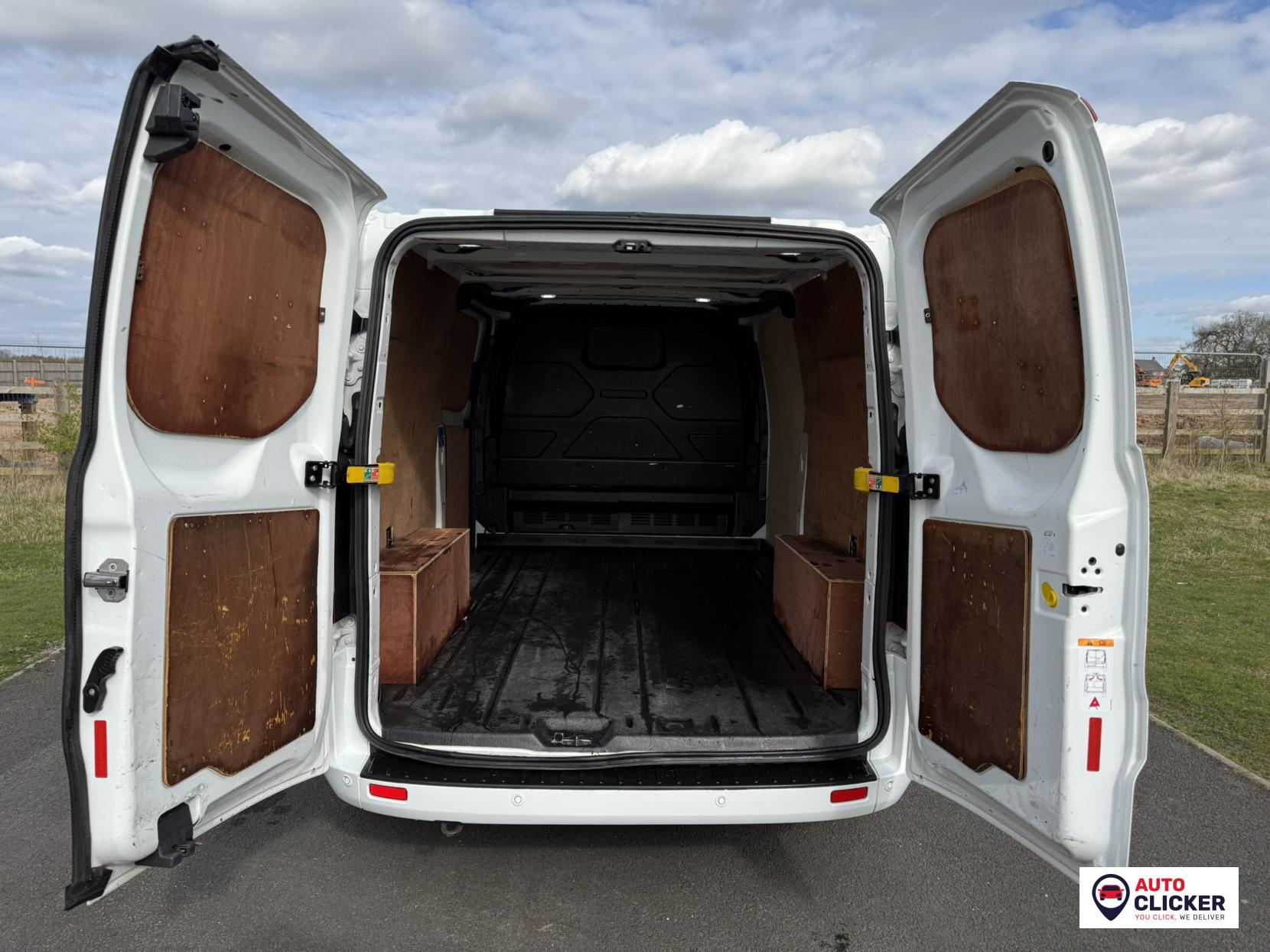 Ford Transit Custom 2.0 300 EcoBlue Limited Panel Van 5dr Diesel Manual L2 H1 Euro 6 (s/s) (130 ps)