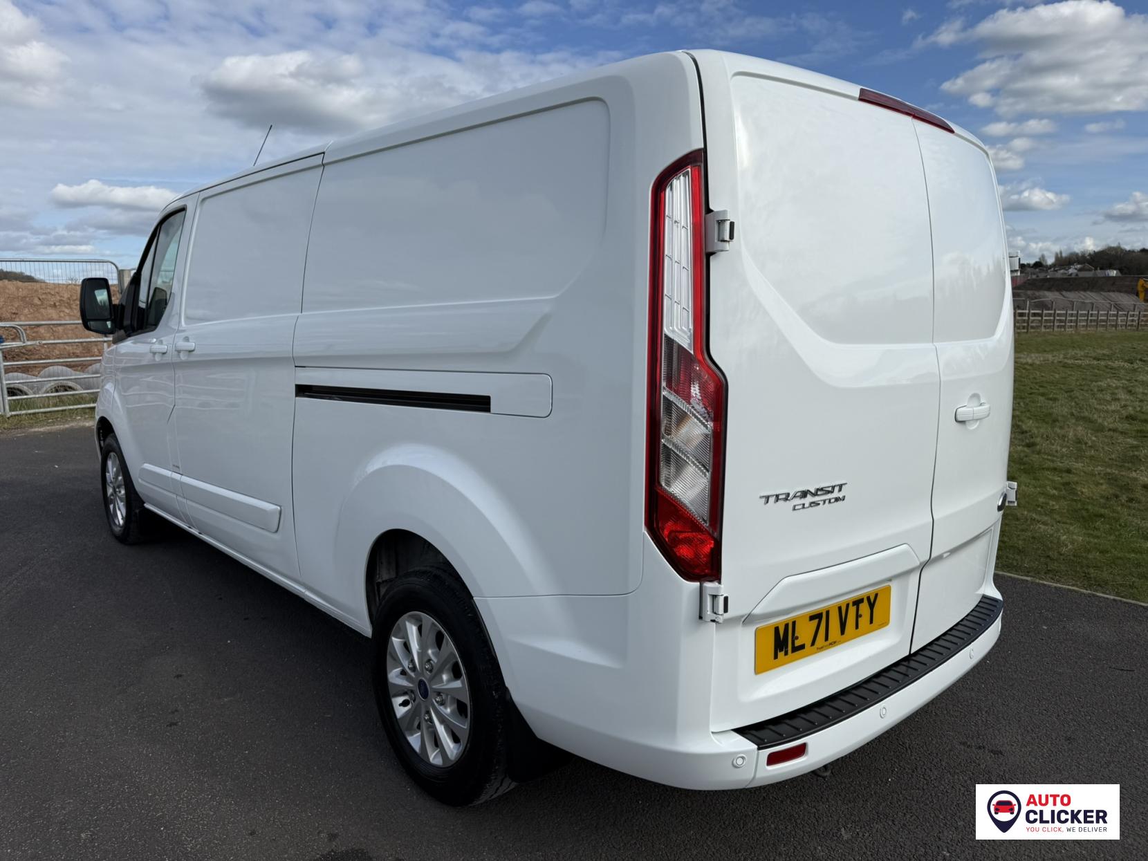 Ford Transit Custom 2.0 300 EcoBlue Limited Panel Van 5dr Diesel Manual L2 H1 Euro 6 (s/s) (130 ps)