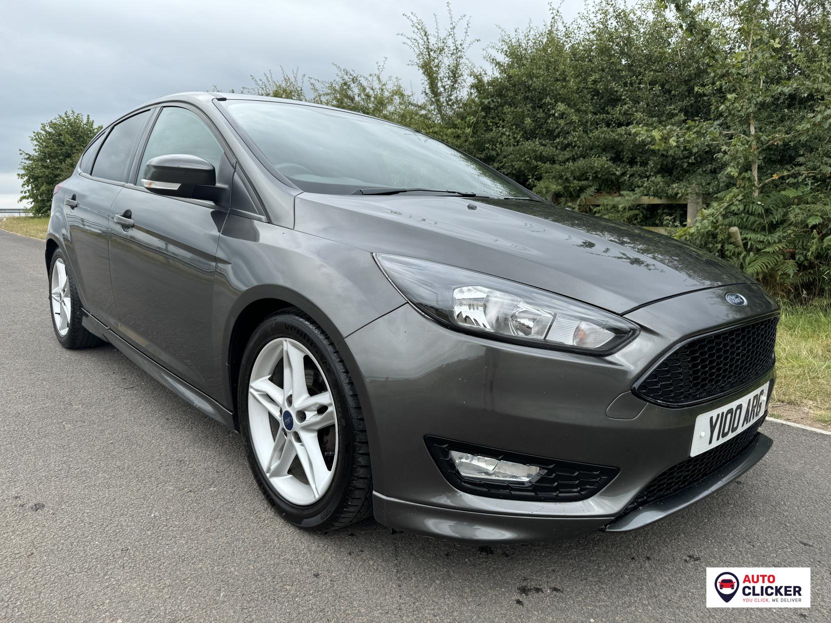 Ford Focus 1.5 TDCi ST-Line Hatchback 5dr Diesel Powershift Euro 6 (s/s) (120 ps)