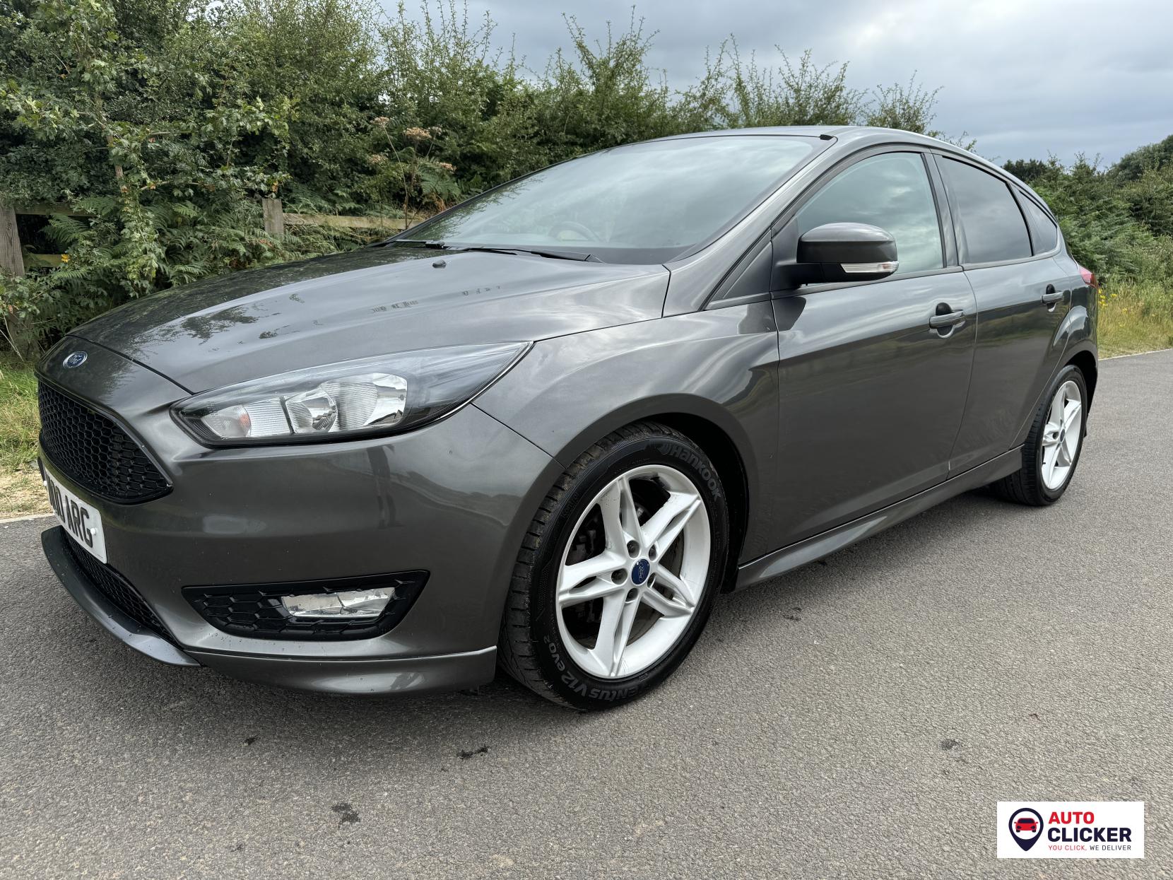 Ford Focus 1.5 TDCi ST-Line Hatchback 5dr Diesel Powershift Euro 6 (s/s) (120 ps)