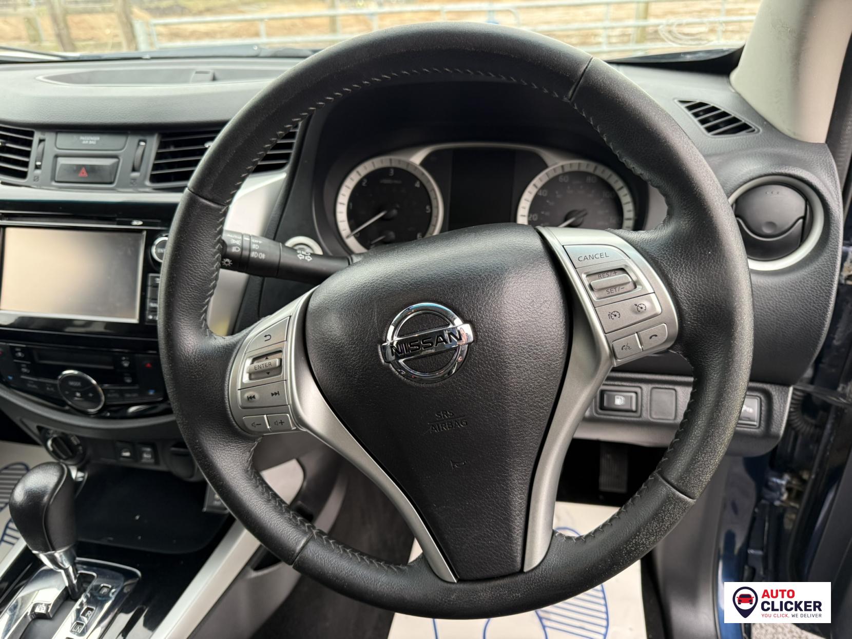 Nissan Navara 2.3 dCi Tekna Pickup Double Cab 4dr Diesel Auto 4WD Euro 6 (190 ps)