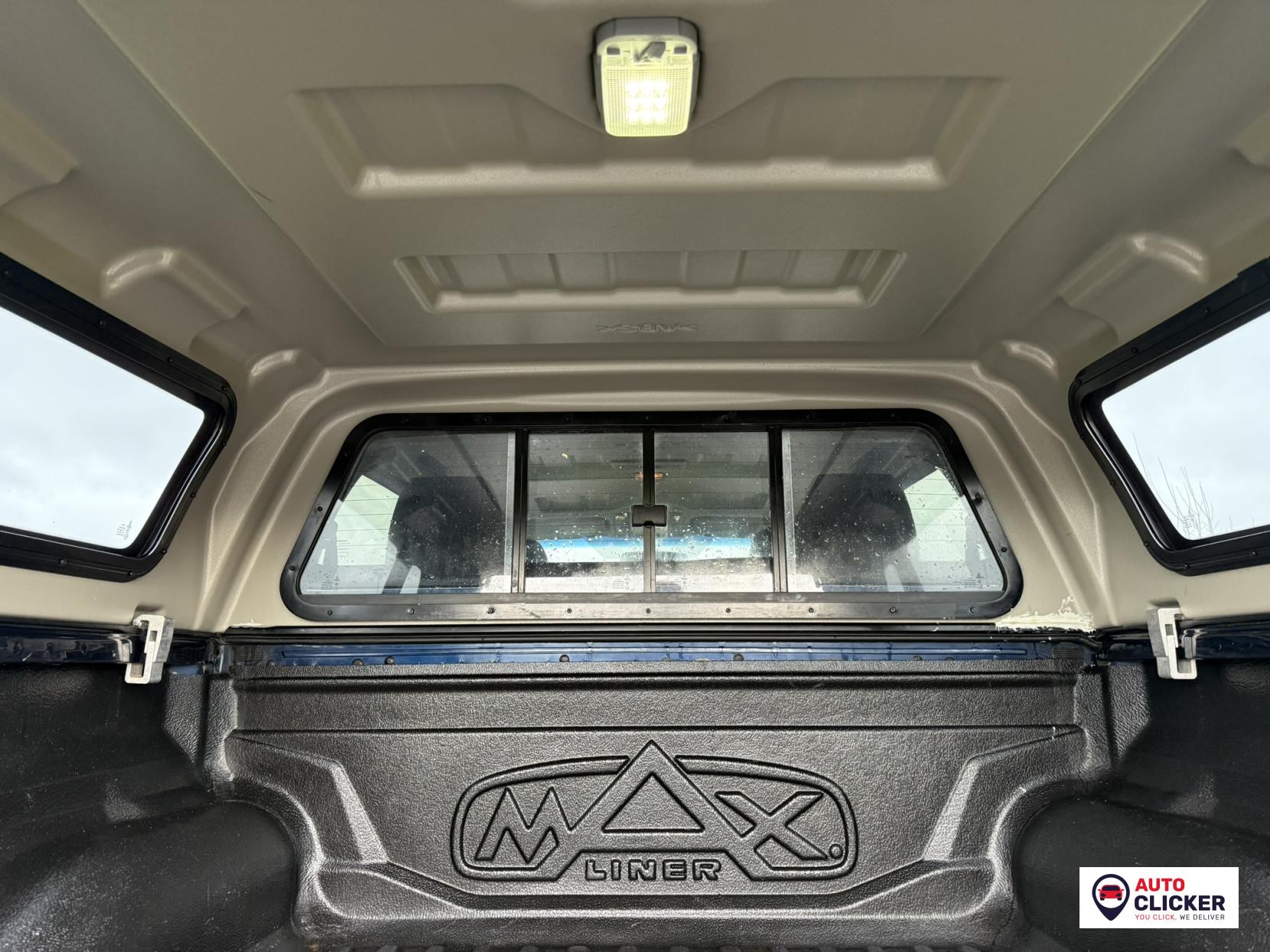 Nissan Navara 2.3 dCi Tekna Pickup Double Cab 4dr Diesel Auto 4WD Euro 6 (190 ps)