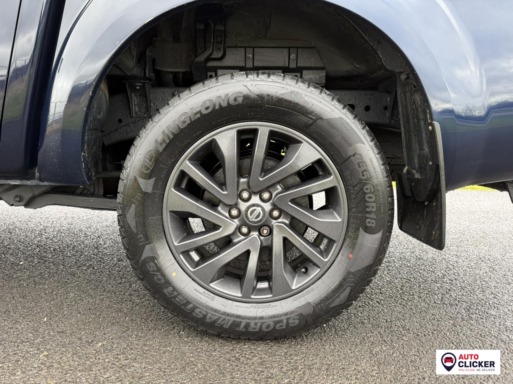 Nissan Navara 2.3 dCi Tekna Pickup Double Cab 4dr Diesel Auto 4WD Euro 6 (190 ps)