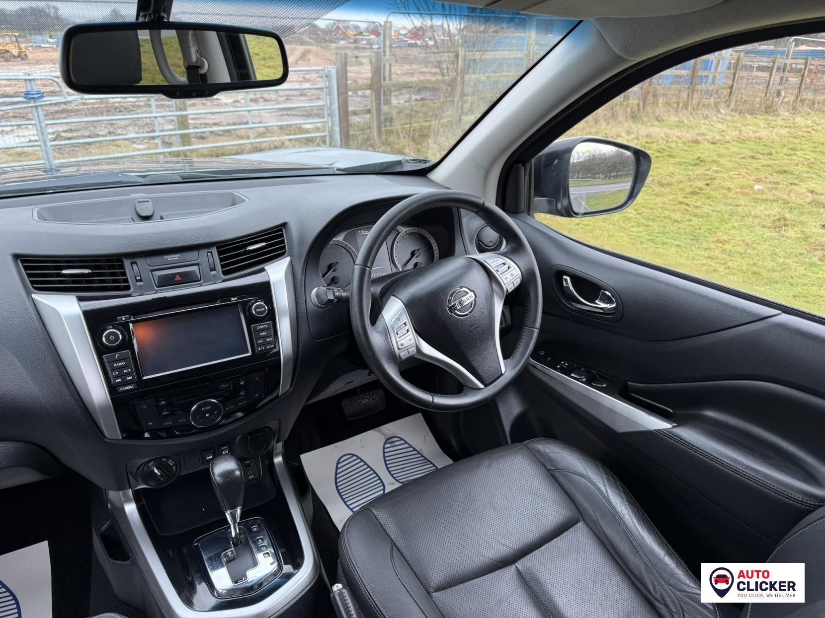 Nissan Navara 2.3 dCi Tekna Pickup Double Cab 4dr Diesel Auto 4WD Euro 6 (190 ps)