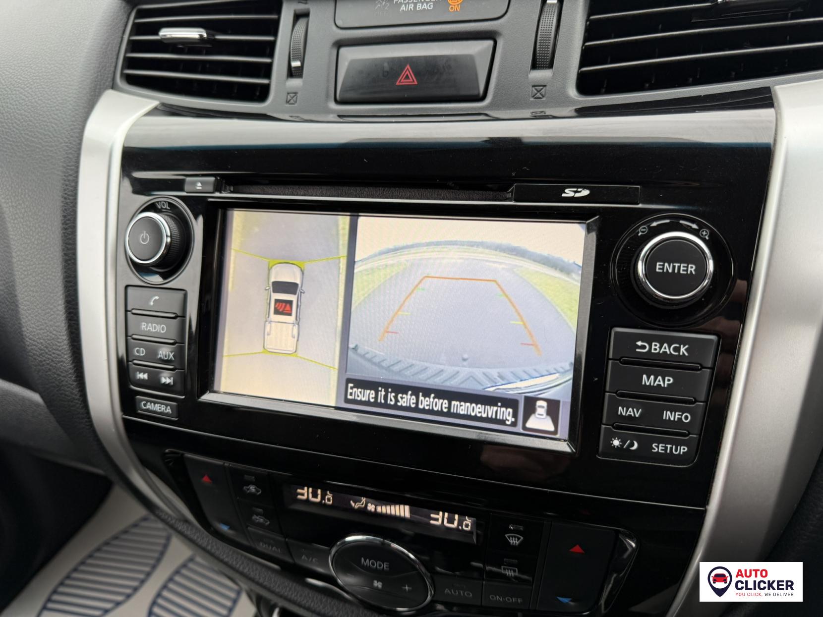 Nissan Navara 2.3 dCi Tekna Pickup Double Cab 4dr Diesel Auto 4WD Euro 6 (190 ps)