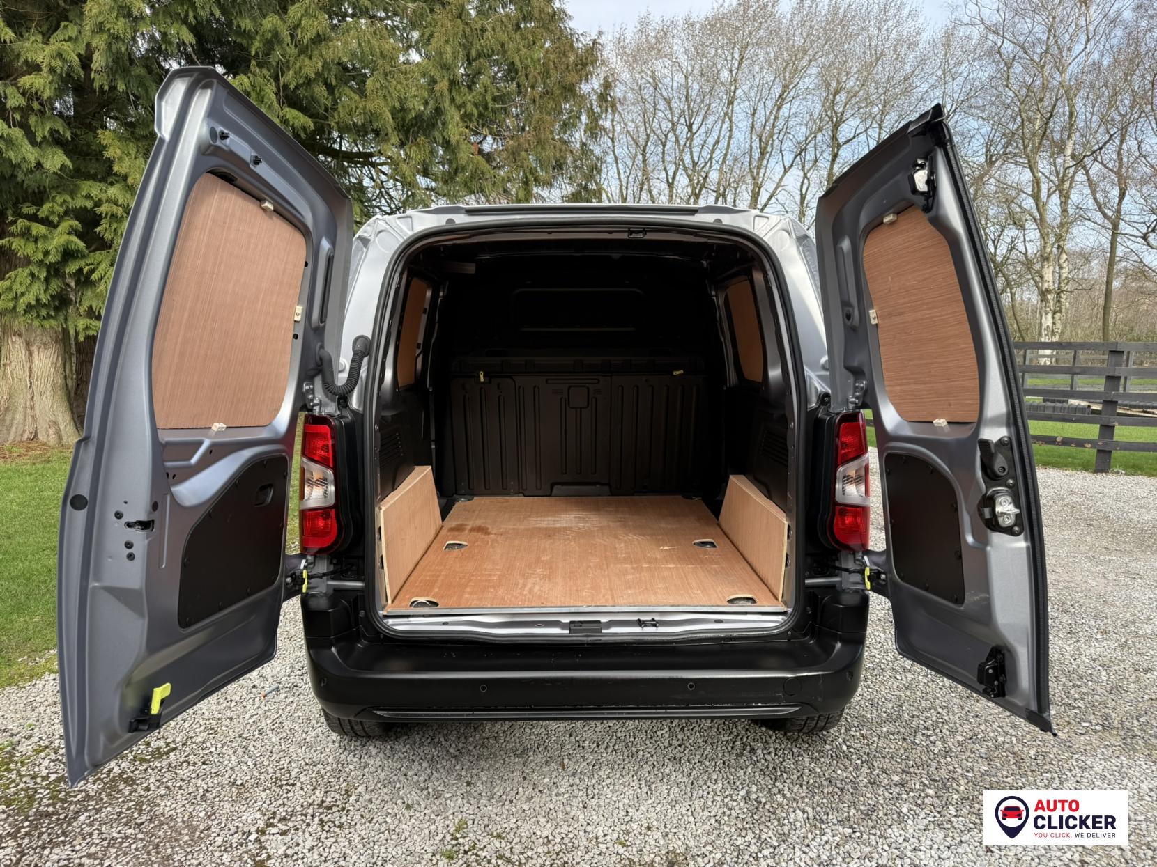 Peugeot Partner 1.5 BlueHDi 1000 Professional Premium + Standard Panel Van 5dr Diesel Manual SWB Euro 6 (s/s) (100 bhp)