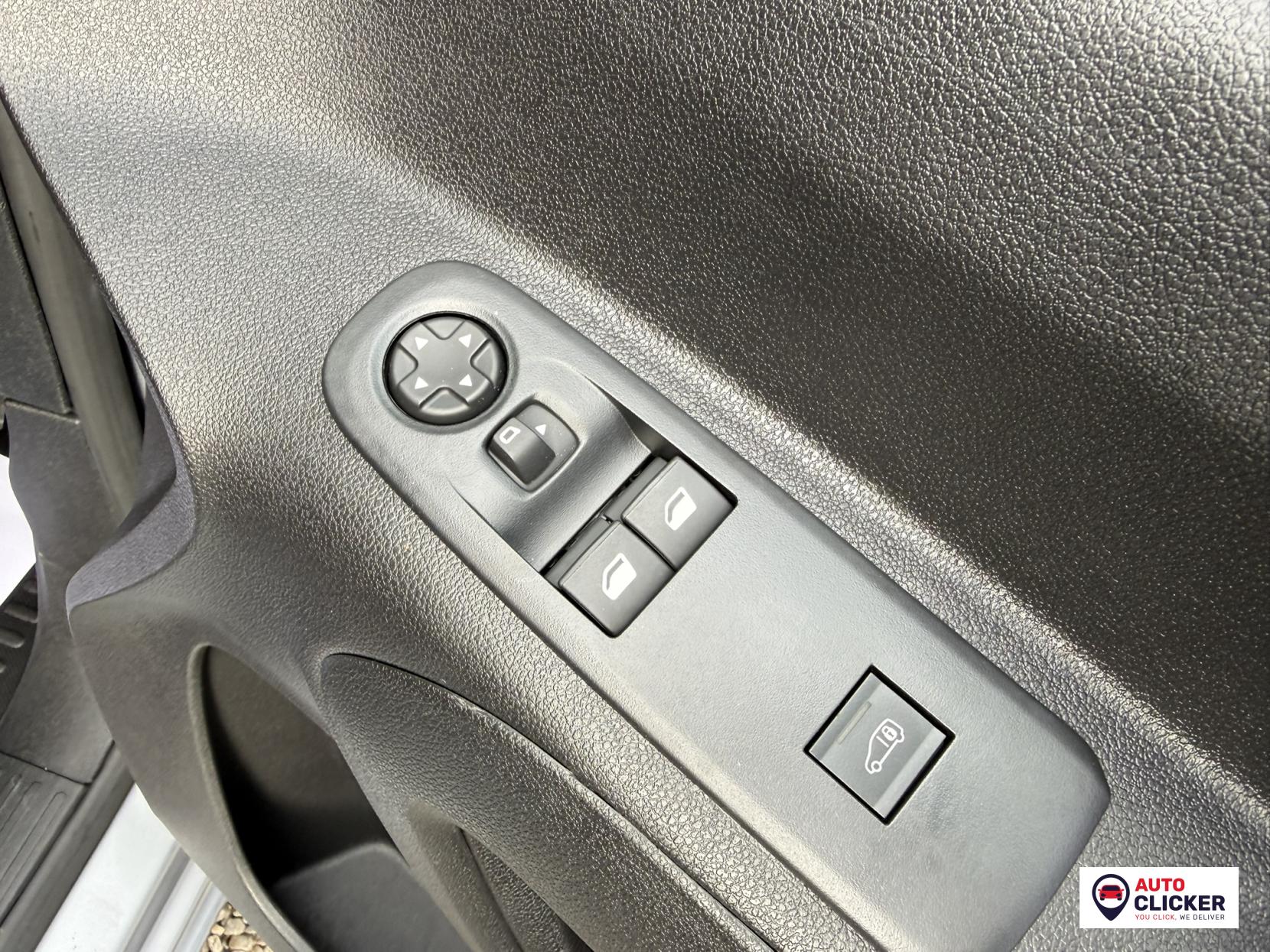 Peugeot Partner 1.5 BlueHDi 1000 Professional Premium + Standard Panel Van 5dr Diesel Manual SWB Euro 6 (s/s) (100 bhp)