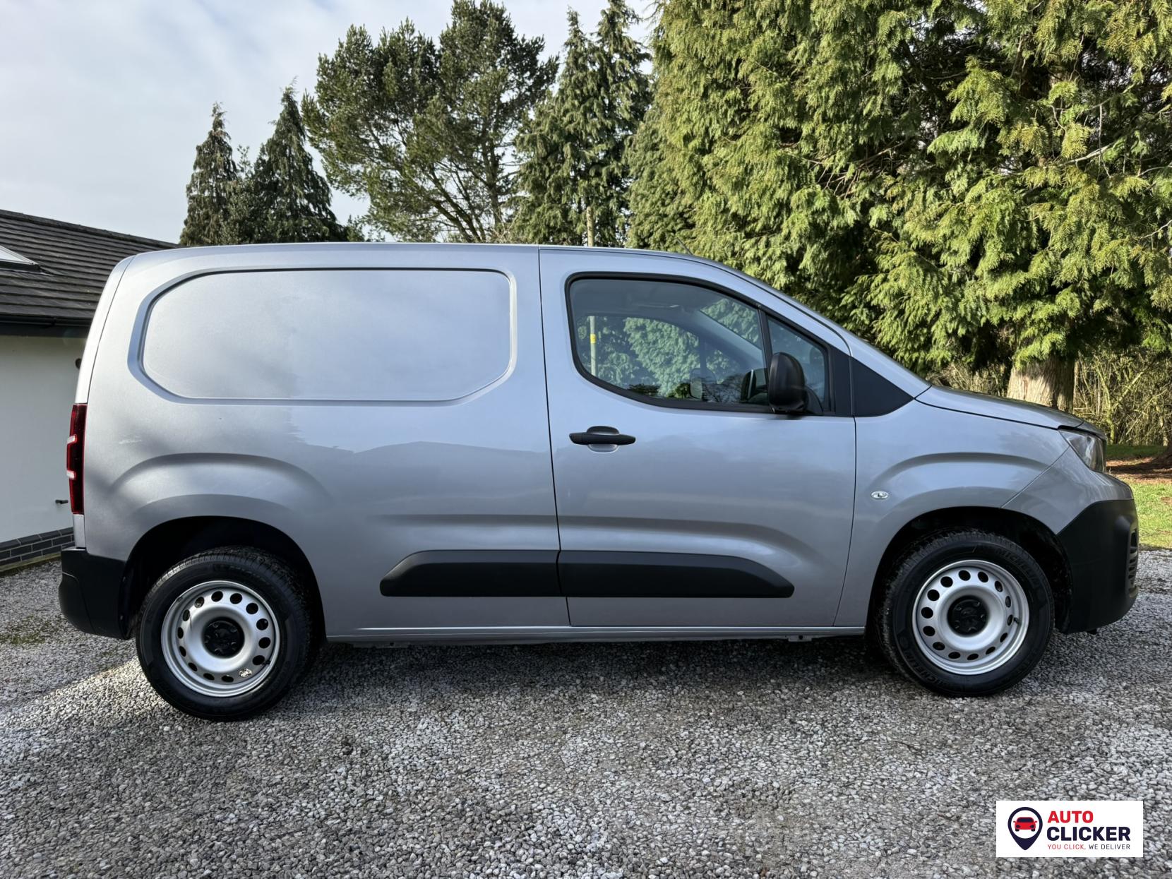 Peugeot Partner 1.5 BlueHDi 1000 Professional Premium + Standard Panel Van 5dr Diesel Manual SWB Euro 6 (s/s) (100 bhp)
