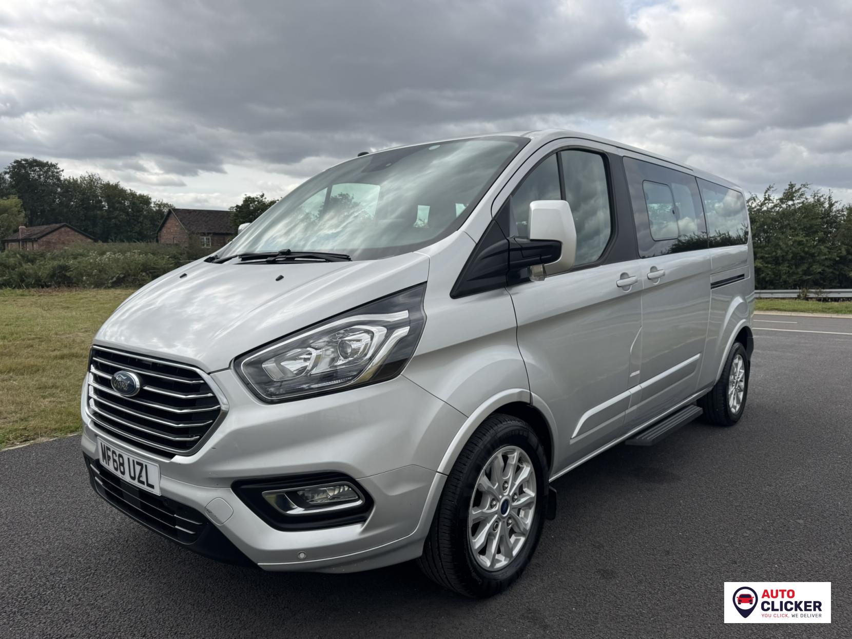 Ford Tourneo Custom 2.0 310 EcoBlue Titanium Minibus Double Cab 5dr Diesel Manual L2 Euro 6 (s/s) (130 ps)