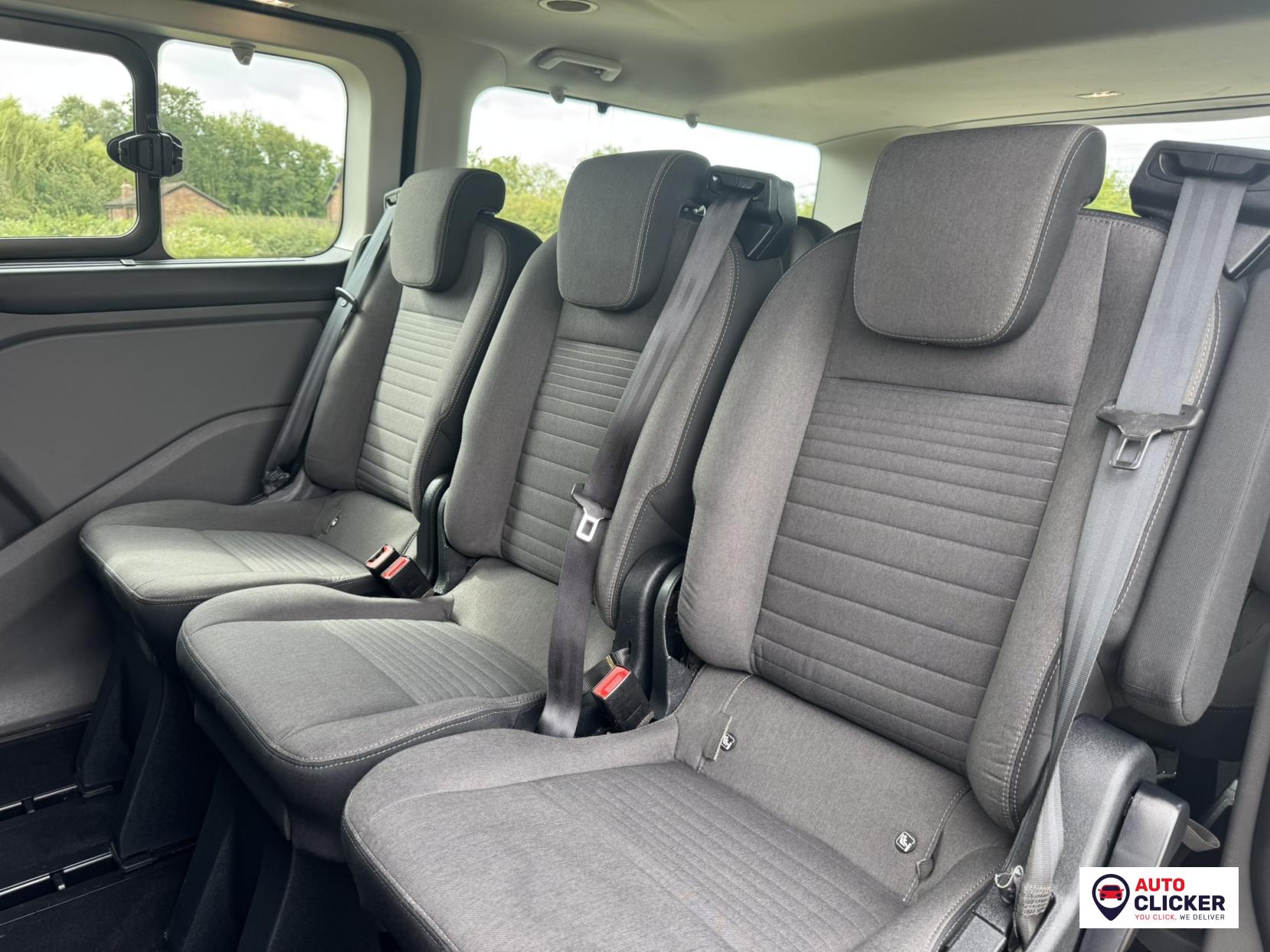 Ford Tourneo Custom 2.0 310 EcoBlue Titanium Minibus Double Cab 5dr Diesel Manual L2 Euro 6 (s/s) (130 ps)