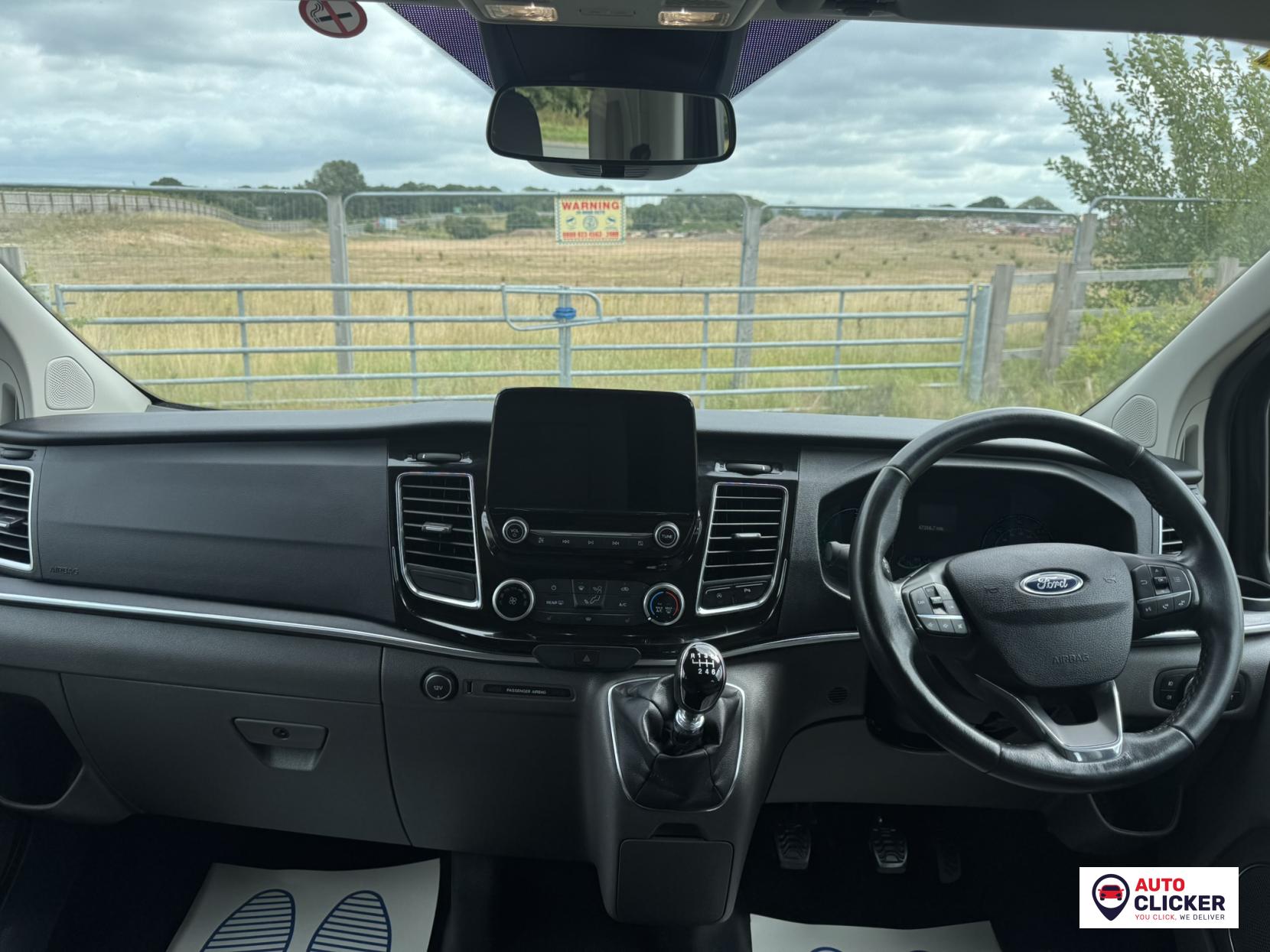 Ford Tourneo Custom 2.0 310 EcoBlue Titanium Minibus Double Cab 5dr Diesel Manual L2 Euro 6 (s/s) (130 ps)