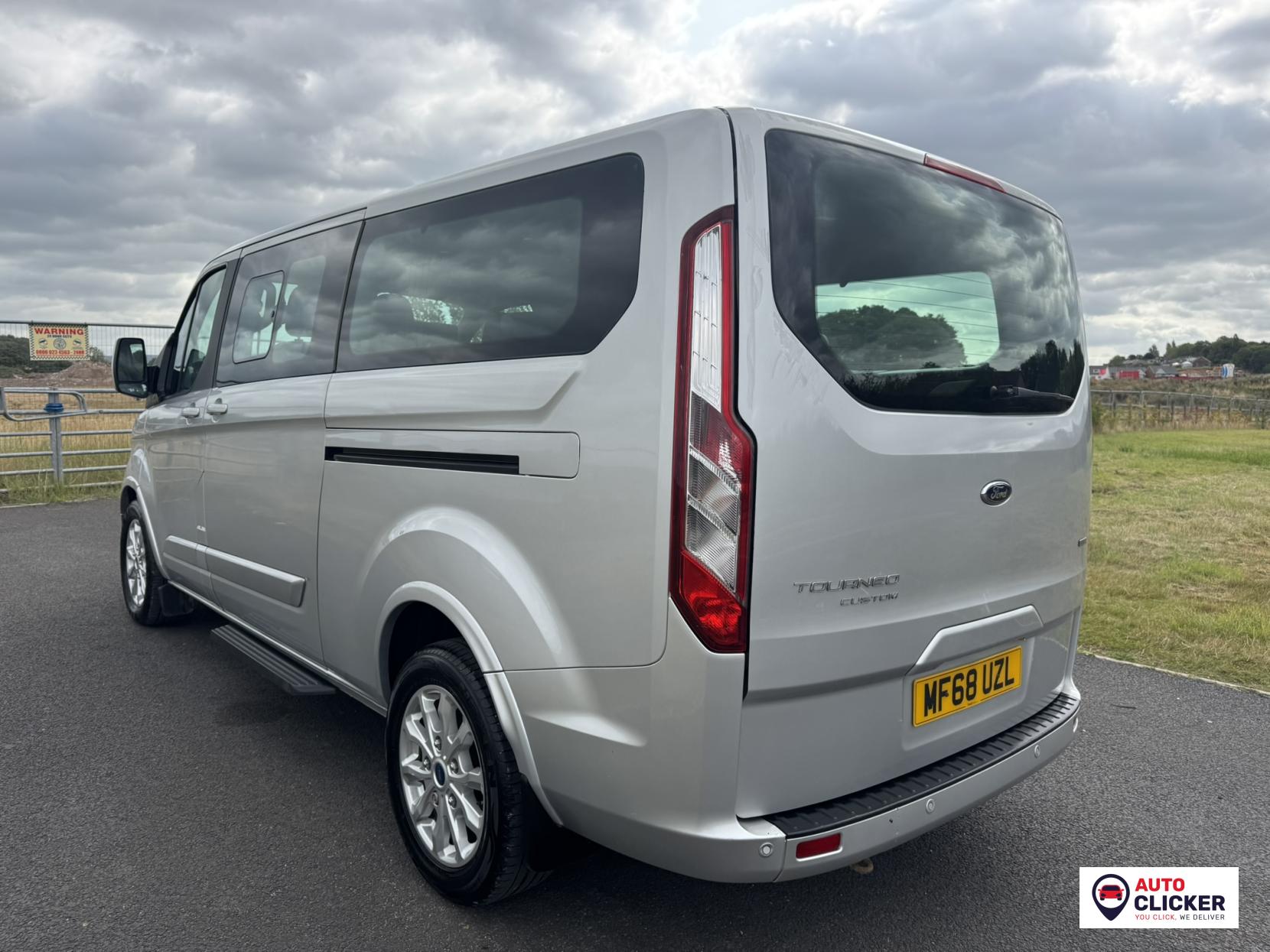 Ford Tourneo Custom 2.0 310 EcoBlue Titanium Minibus Double Cab 5dr Diesel Manual L2 Euro 6 (s/s) (130 ps)