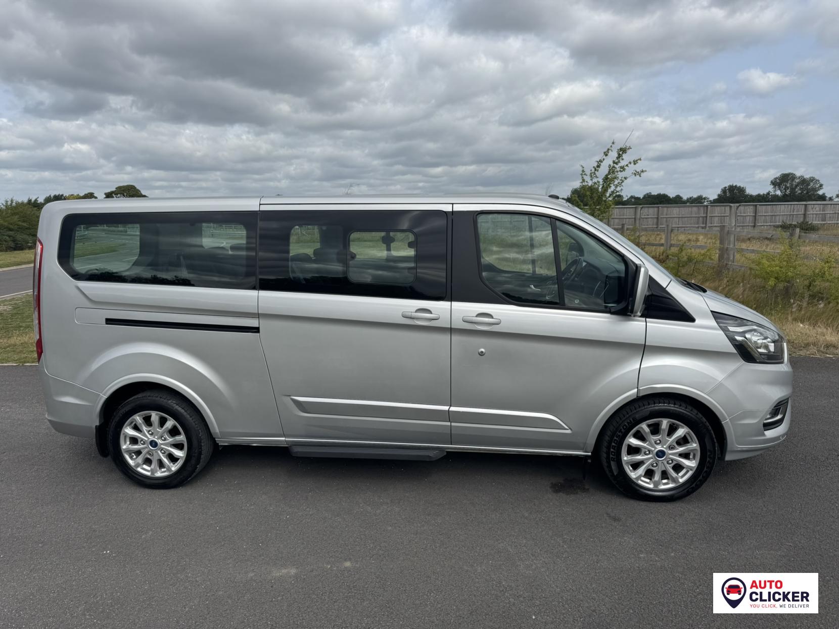 Ford Tourneo Custom 2.0 310 EcoBlue Titanium Minibus Double Cab 5dr Diesel Manual L2 Euro 6 (s/s) (130 ps)