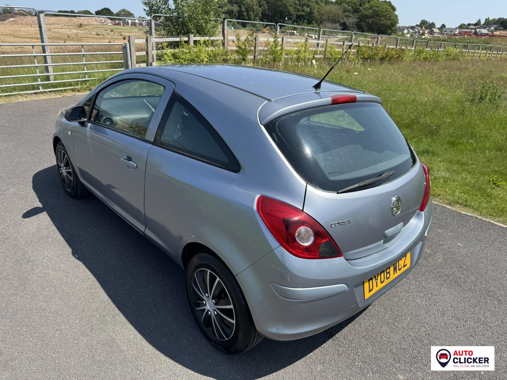Vauxhall Corsa 1.2i 16v Club Hatchback 3dr Petrol Manual (139 g/km, 79 bhp)