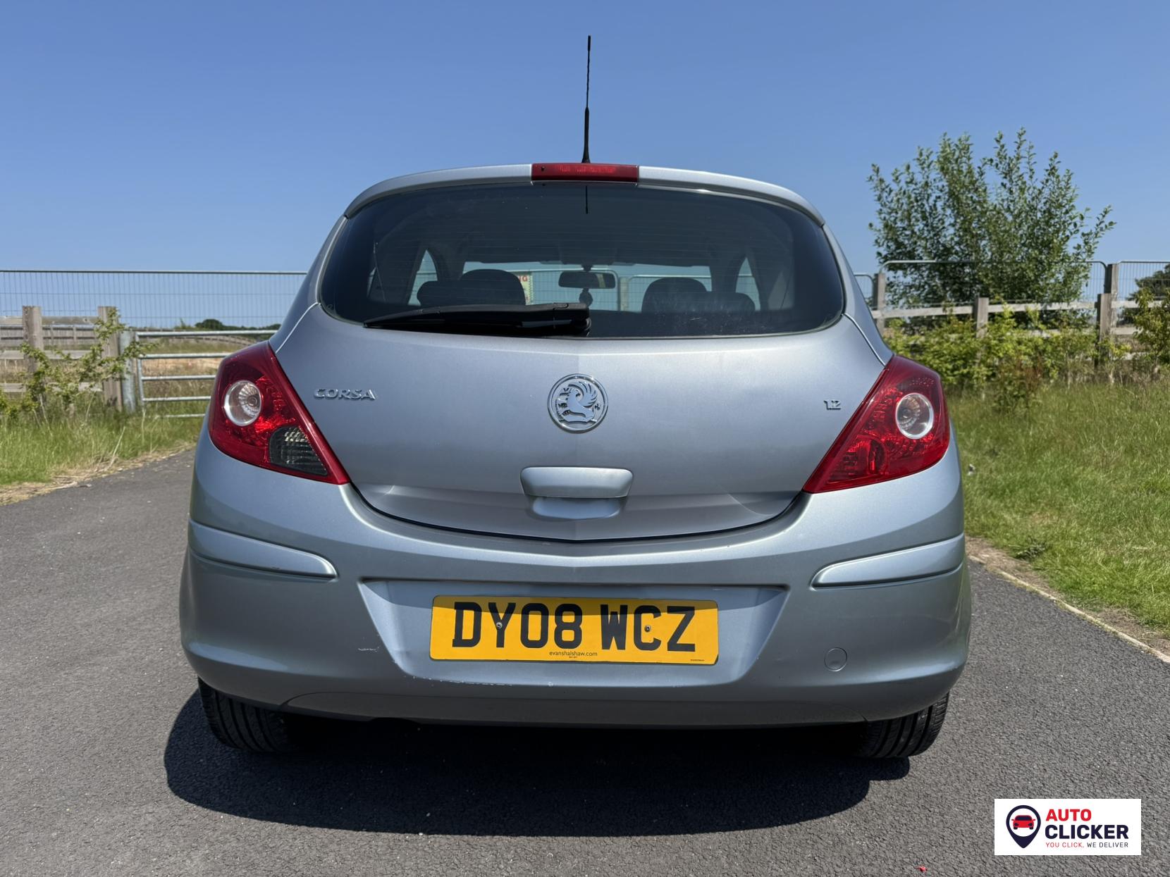 Vauxhall Corsa 1.2i 16v Club Hatchback 3dr Petrol Manual (139 g/km, 79 bhp)