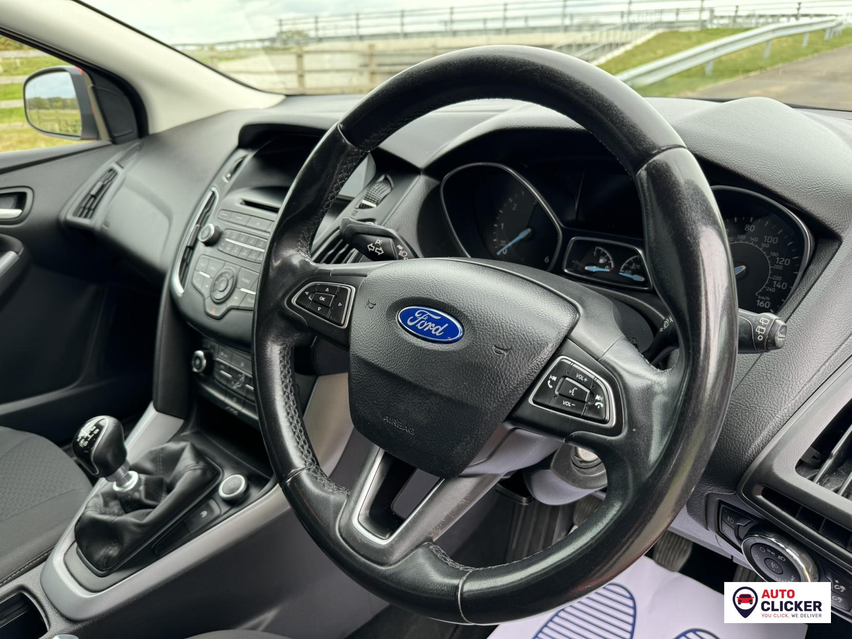 Ford Focus 1.5 TDCi Zetec Hatchback 5dr Diesel Manual Euro 6 (s/s) (120 ps)