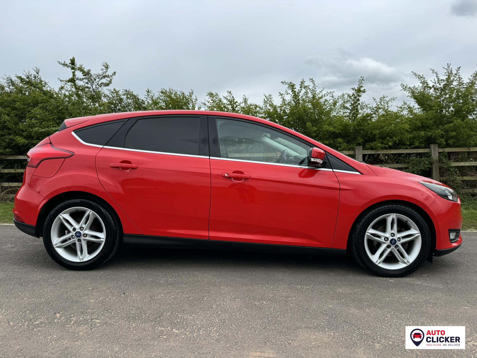 Ford Focus 1.5 TDCi Zetec Hatchback 5dr Diesel Manual Euro 6 (s/s) (120 ps)