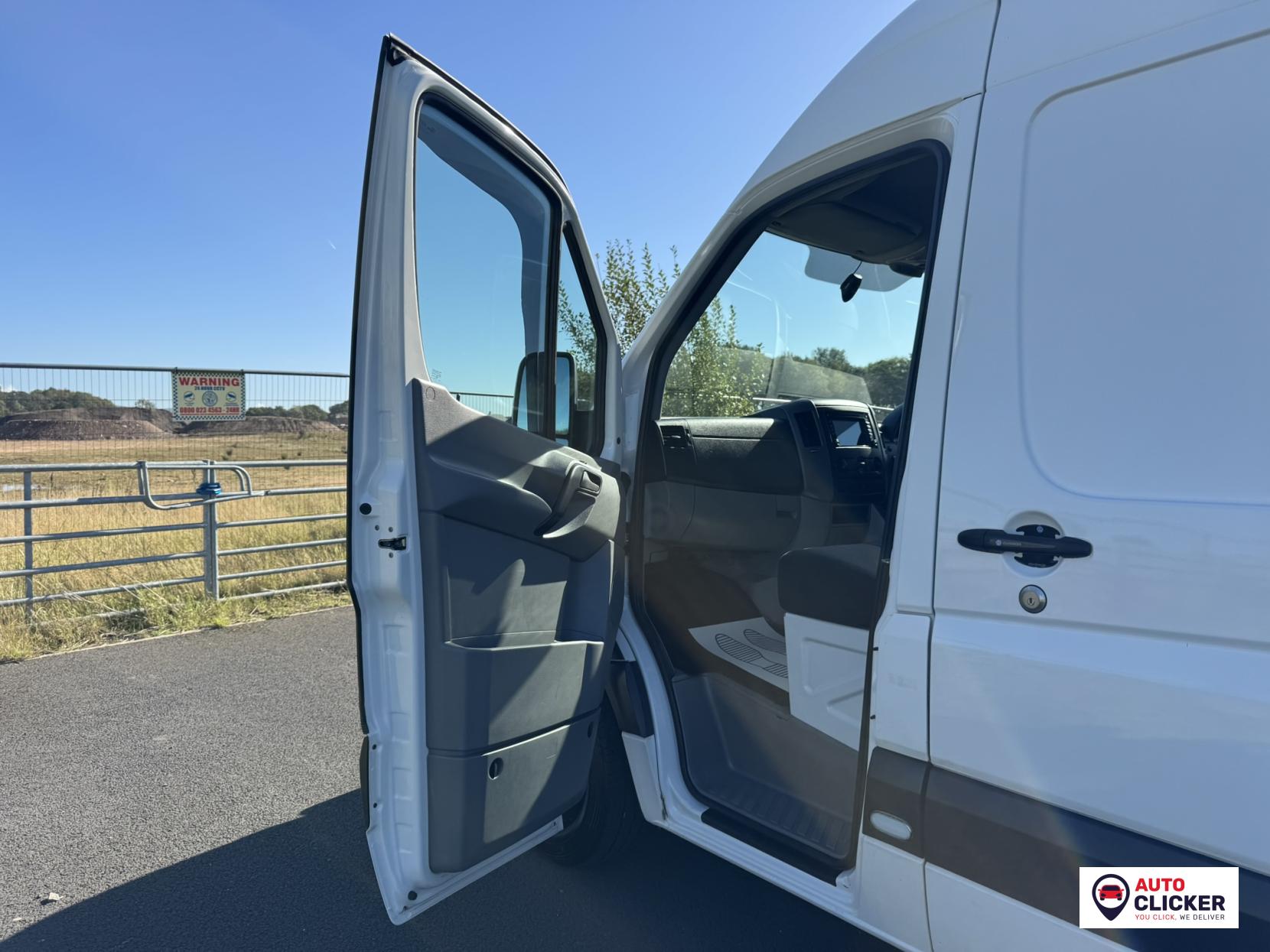 Volkswagen Crafter 2.0 TDI CR35 Panel Van 4dr Diesel Manual L2 H3 (234 g/km, 134 bhp)