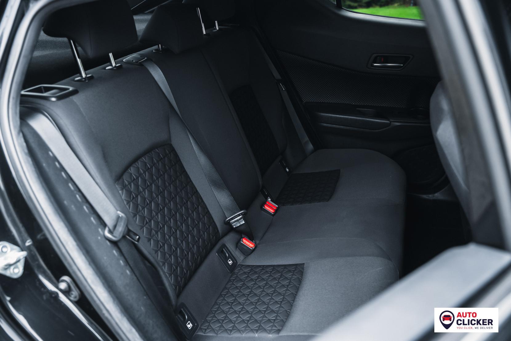 Toyota C-HR 1.8 VVT-h Design SUV 5dr Petrol Hybrid CVT Euro 6 (s/s) (122 ps)