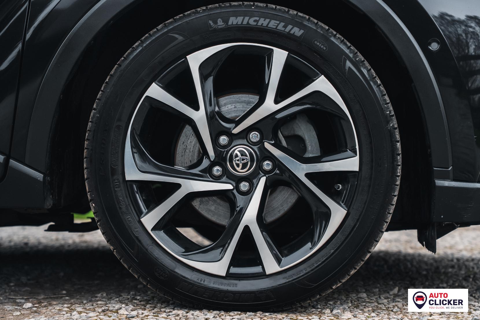 Toyota C-HR 1.8 VVT-h Design SUV 5dr Petrol Hybrid CVT Euro 6 (s/s) (122 ps)