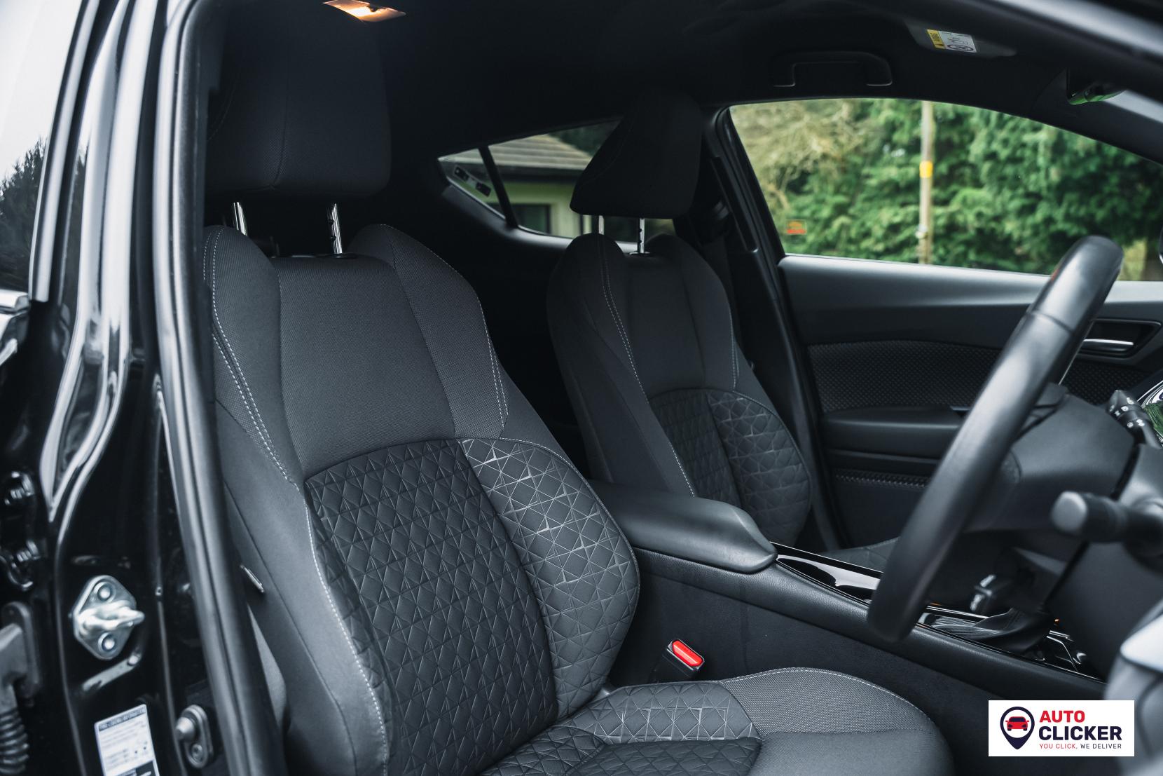 Toyota C-HR 1.8 VVT-h Design SUV 5dr Petrol Hybrid CVT Euro 6 (s/s) (122 ps)