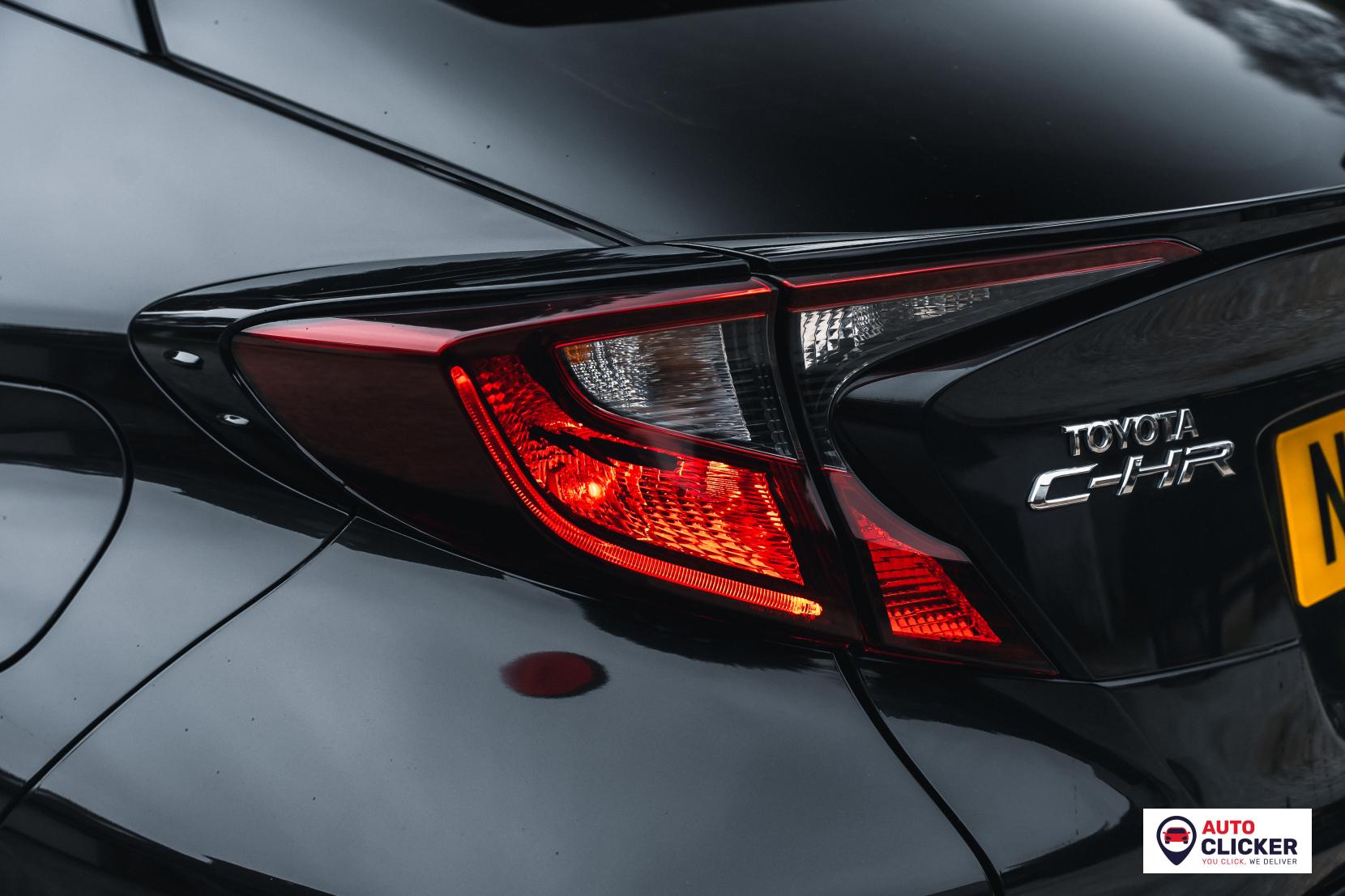 Toyota C-HR 1.8 VVT-h Design SUV 5dr Petrol Hybrid CVT Euro 6 (s/s) (122 ps)