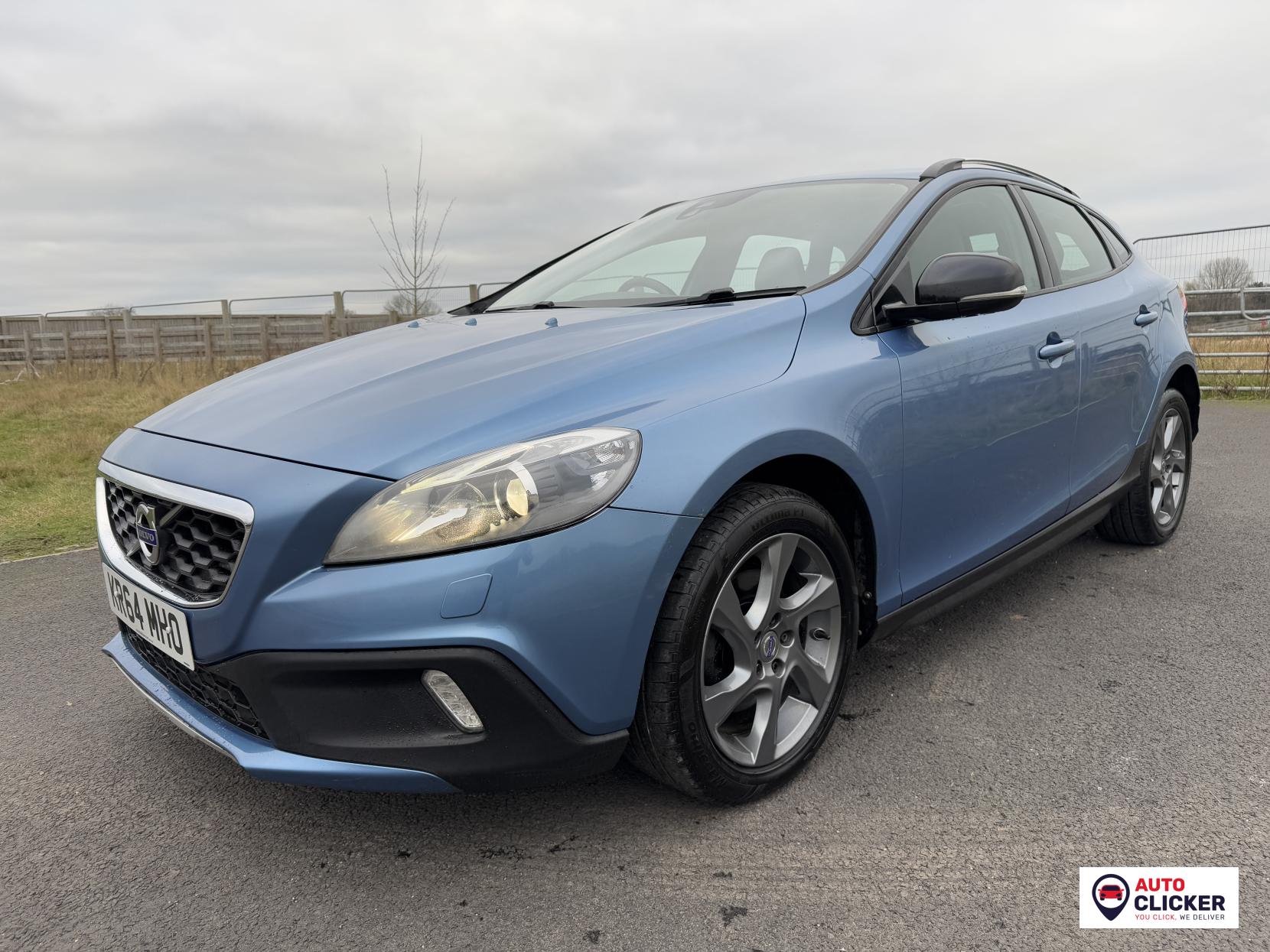 Volvo V40 Cross Country 1.6 D2 Lux Hatchback 5dr Diesel Powershift Euro 5 (s/s) (115 ps)