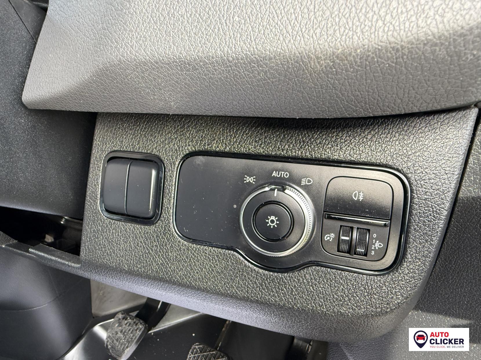 Mercedes-Benz Sprinter 2.1 314 CDI Chassis Cab 2dr Diesel Manual RWD L2 Euro 6 (143 ps)