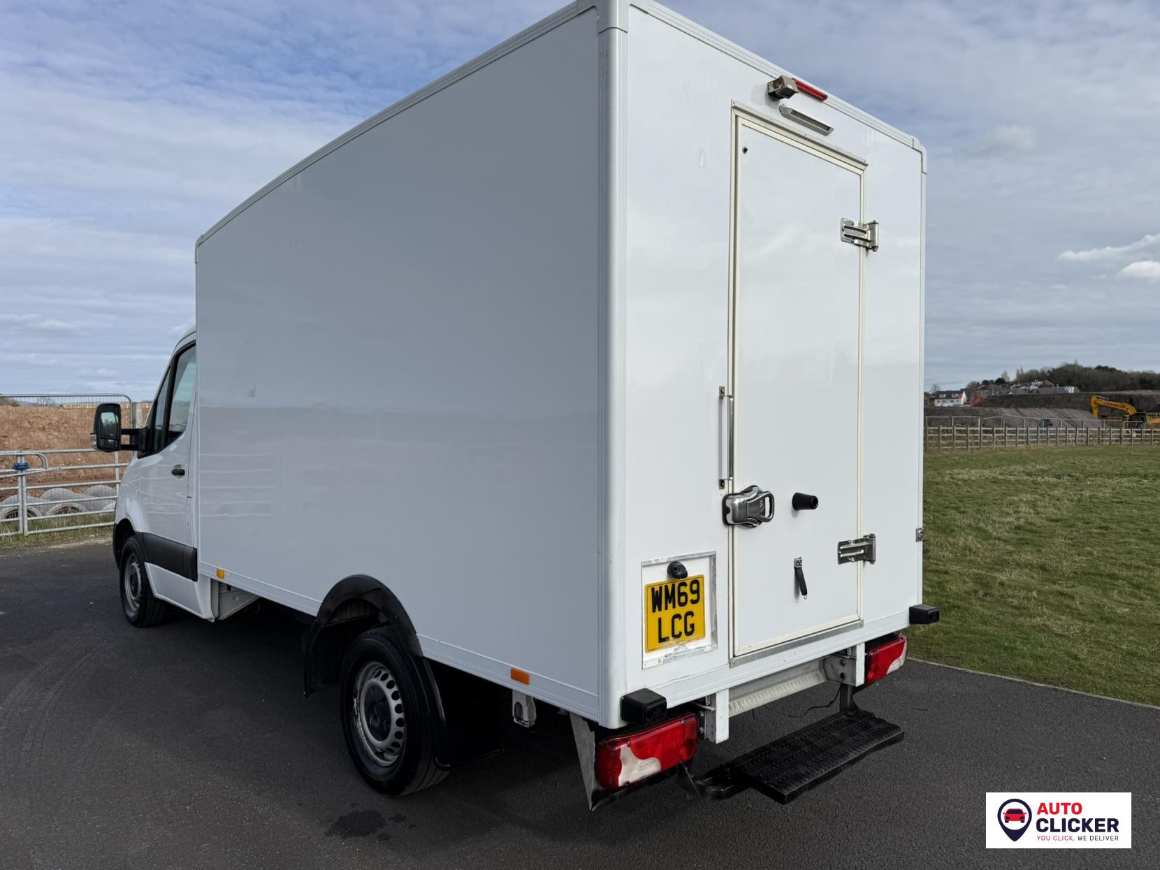 Mercedes-Benz Sprinter 2.1 314 CDI Chassis Cab 2dr Diesel Manual RWD L2 Euro 6 (143 ps)