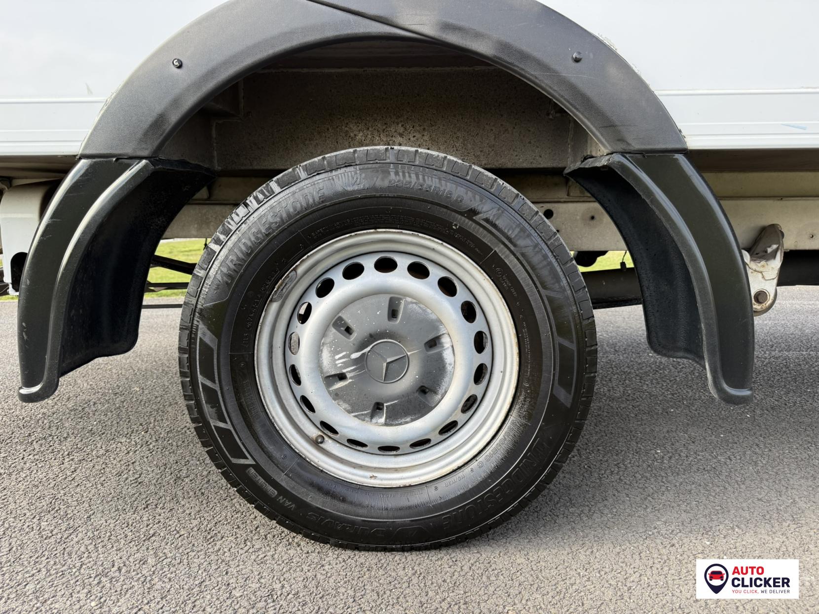 Mercedes-Benz Sprinter 2.1 314 CDI Chassis Cab 2dr Diesel Manual RWD L2 Euro 6 (143 ps)