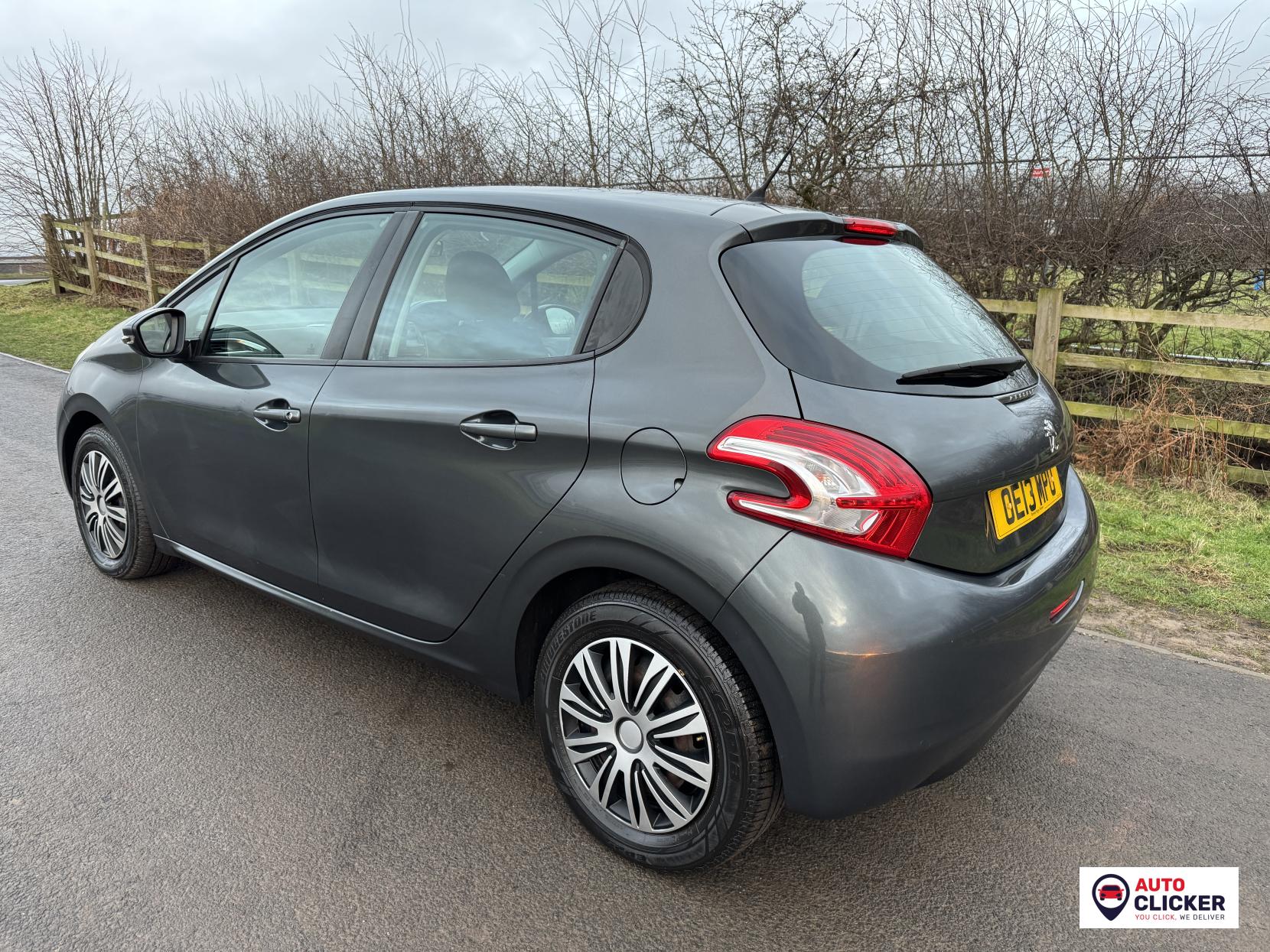 Peugeot 208 1.2 VTi Access+ Hatchback 5dr Petrol Manual Euro 5 (82 ps)