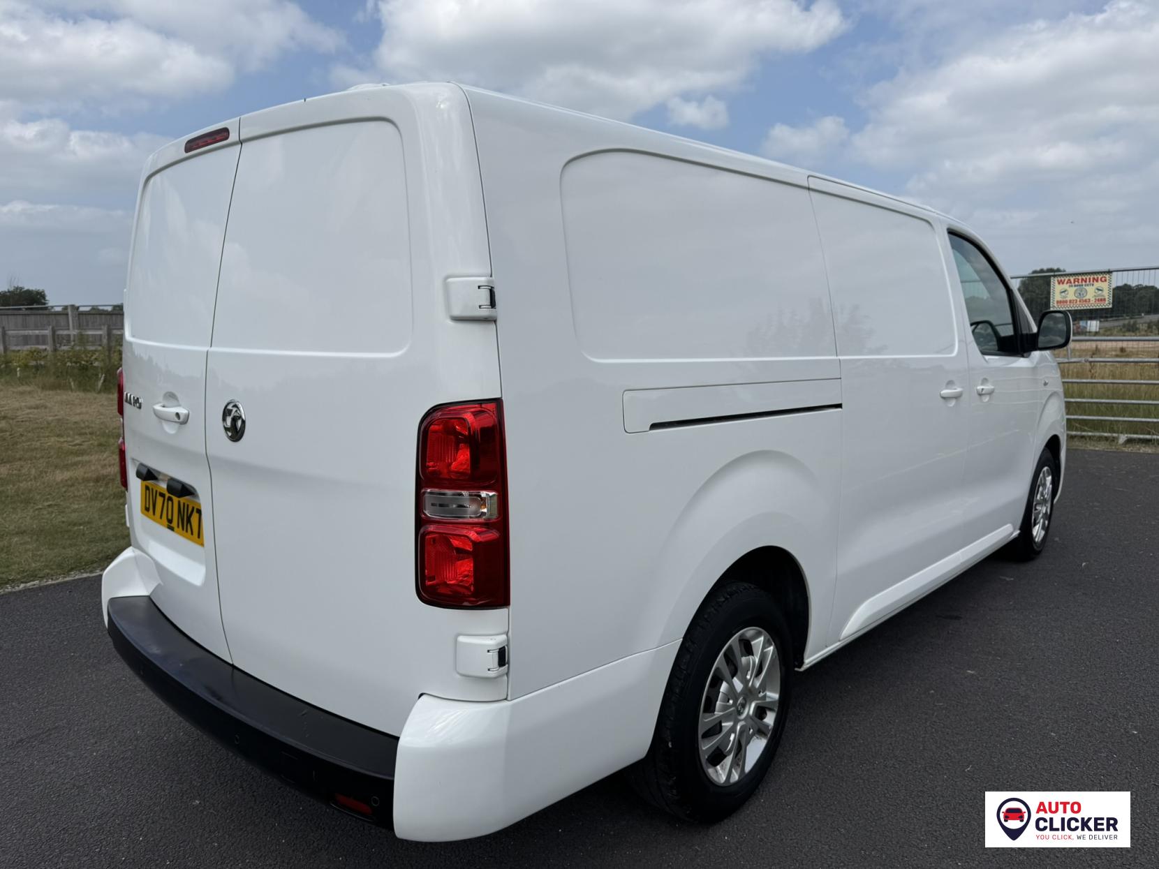 Vauxhall Vivaro 1.5 Turbo D 2900 Sportive Panel Van 5dr Diesel Manual L2 H1 Euro 6 (s/s) (100 ps)