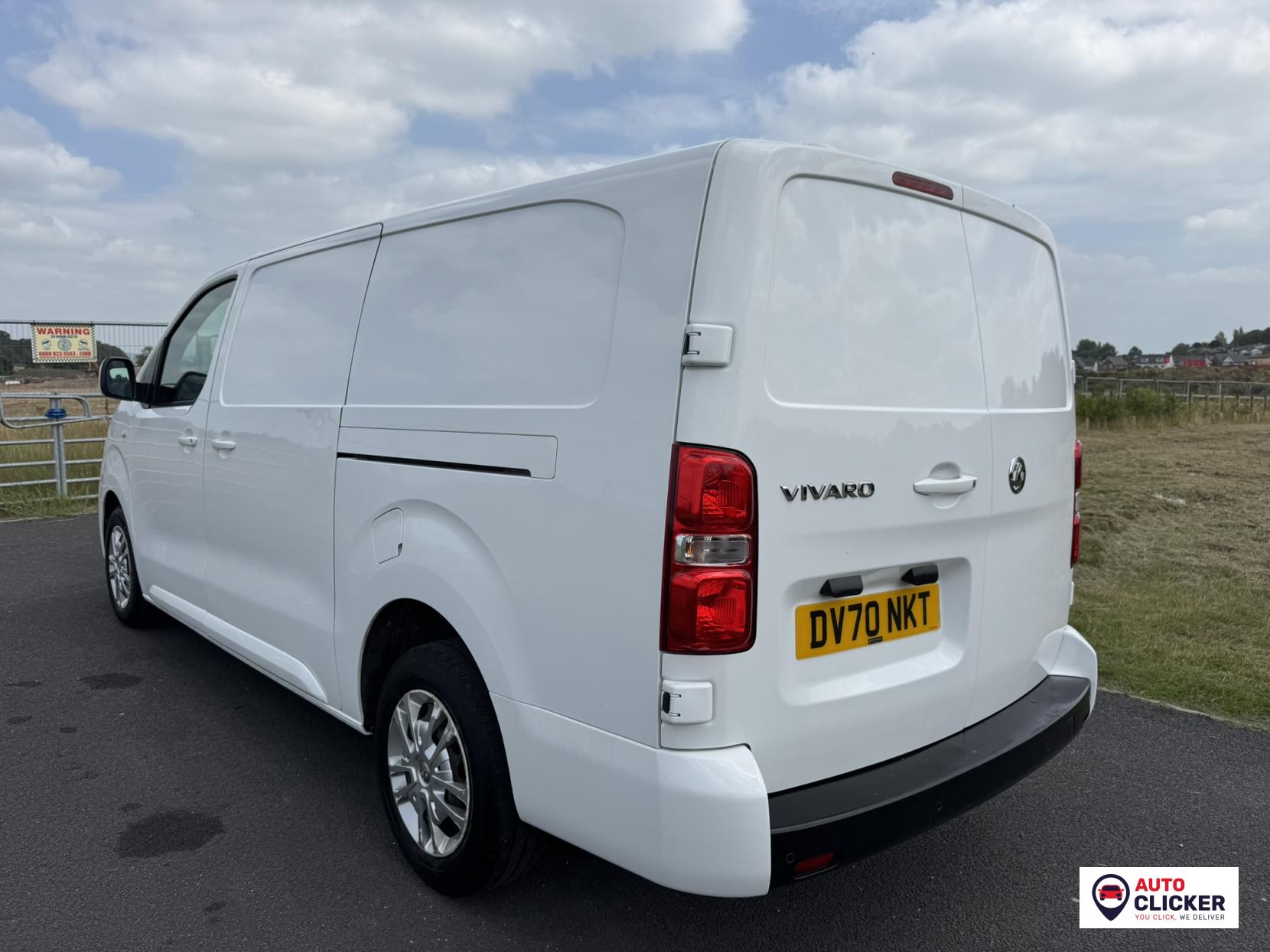 Vauxhall Vivaro 1.5 Turbo D 2900 Sportive Panel Van 5dr Diesel Manual L2 H1 Euro 6 (s/s) (100 ps)