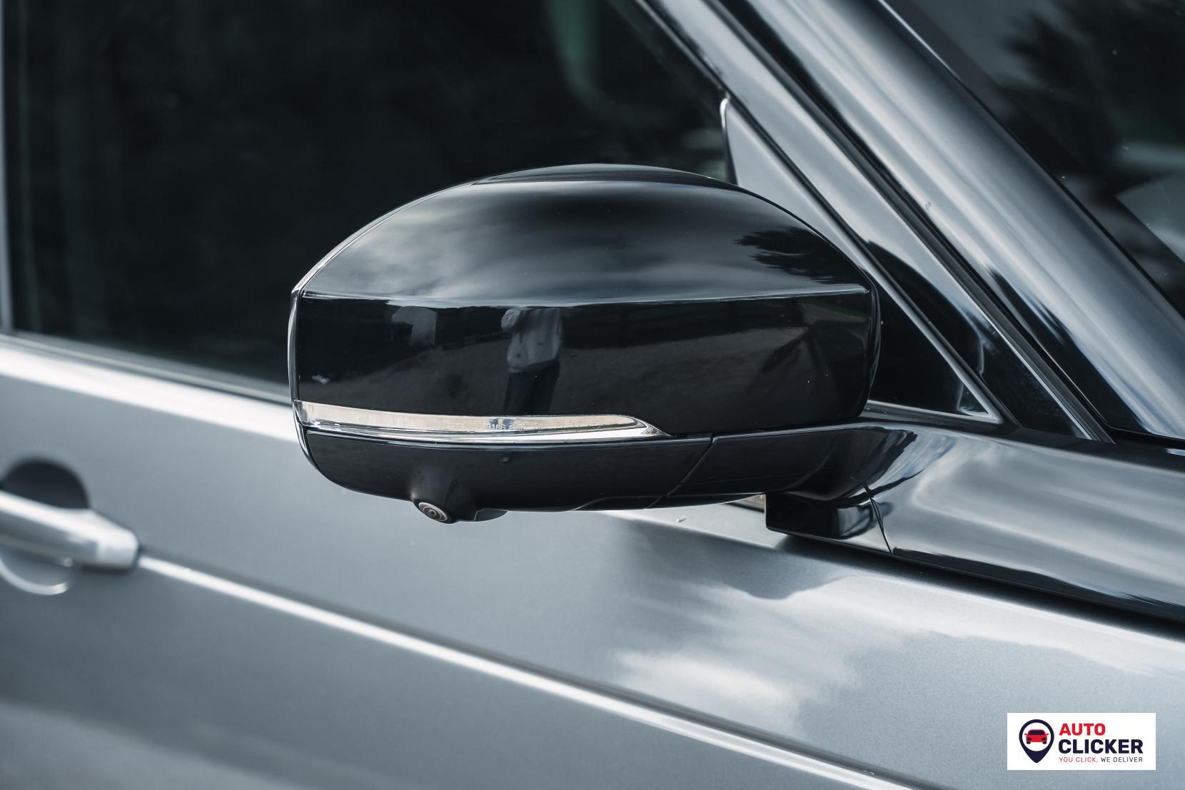 Land Rover Discovery 3.0 D300 MHEV R-Dynamic HSE SUV 5dr Diesel Auto 4WD Euro 6 (s/s) (300 ps)