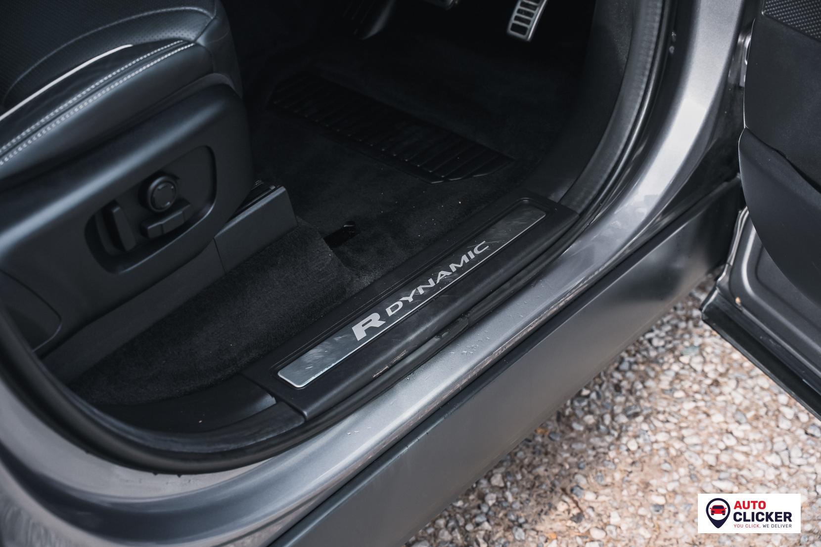 Land Rover Discovery 3.0 D300 MHEV R-Dynamic HSE SUV 5dr Diesel Auto 4WD Euro 6 (s/s) (300 ps)