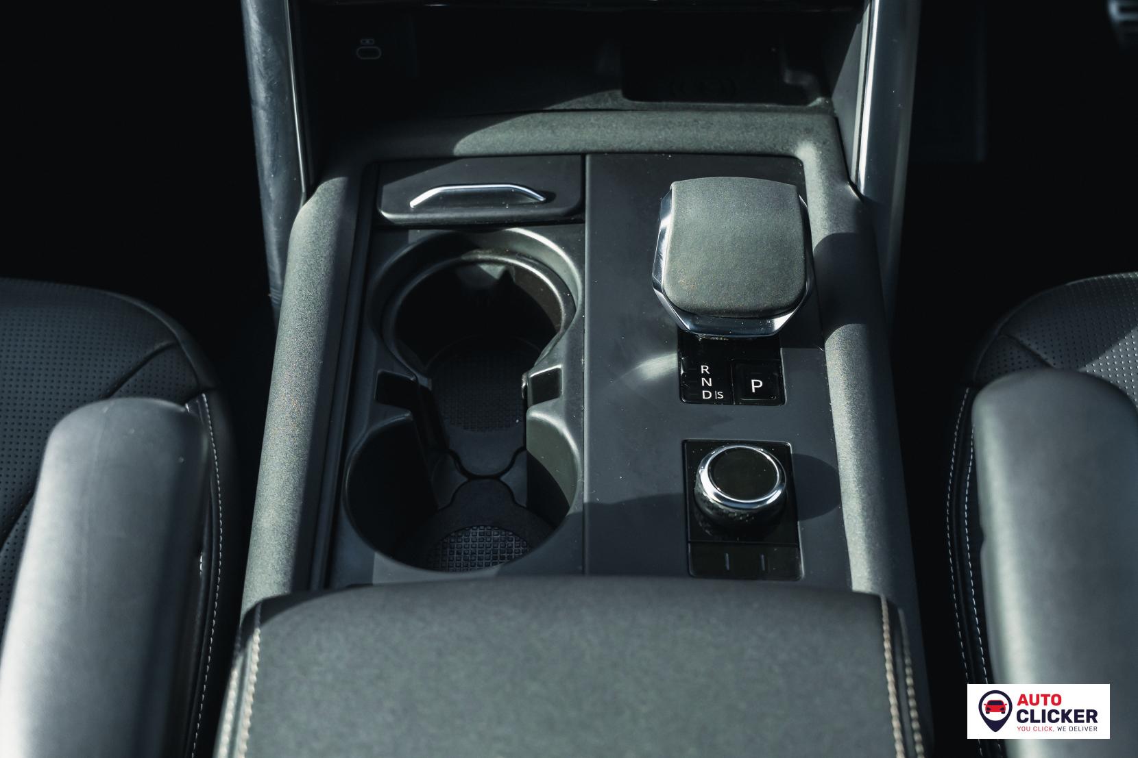 Land Rover Discovery 3.0 D300 MHEV R-Dynamic HSE SUV 5dr Diesel Auto 4WD Euro 6 (s/s) (300 ps)