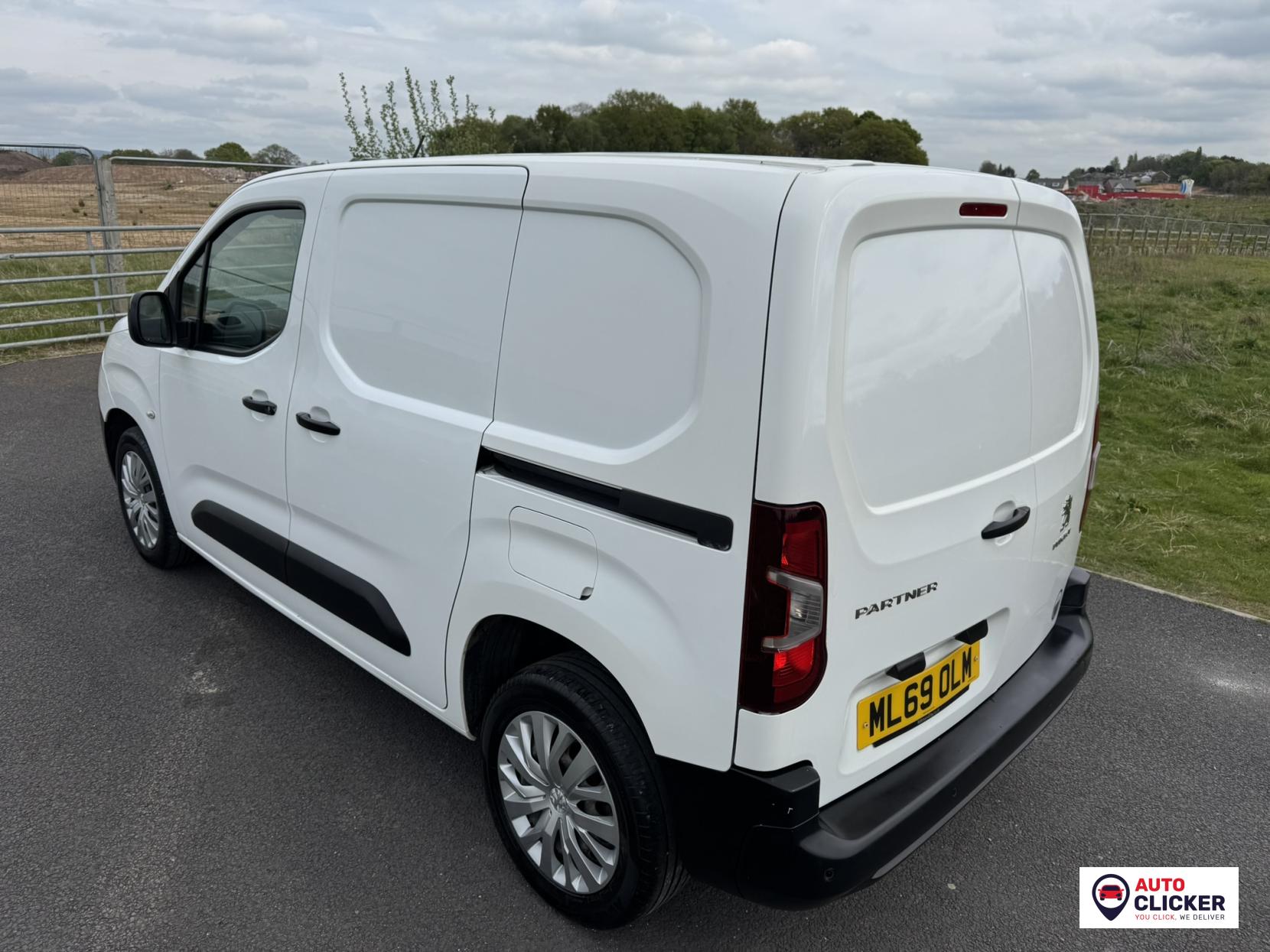 Peugeot Partner 1.5 BlueHDi 1000 Professional Standard Panel Van 5dr Diesel Manual SWB Euro 6 (100 bhp)