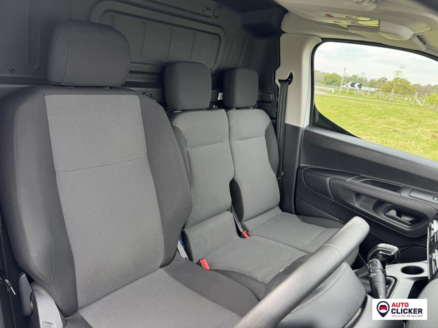 Peugeot Partner 1.5 BlueHDi 1000 Professional Standard Panel Van 5dr Diesel Manual SWB Euro 6 (100 bhp)