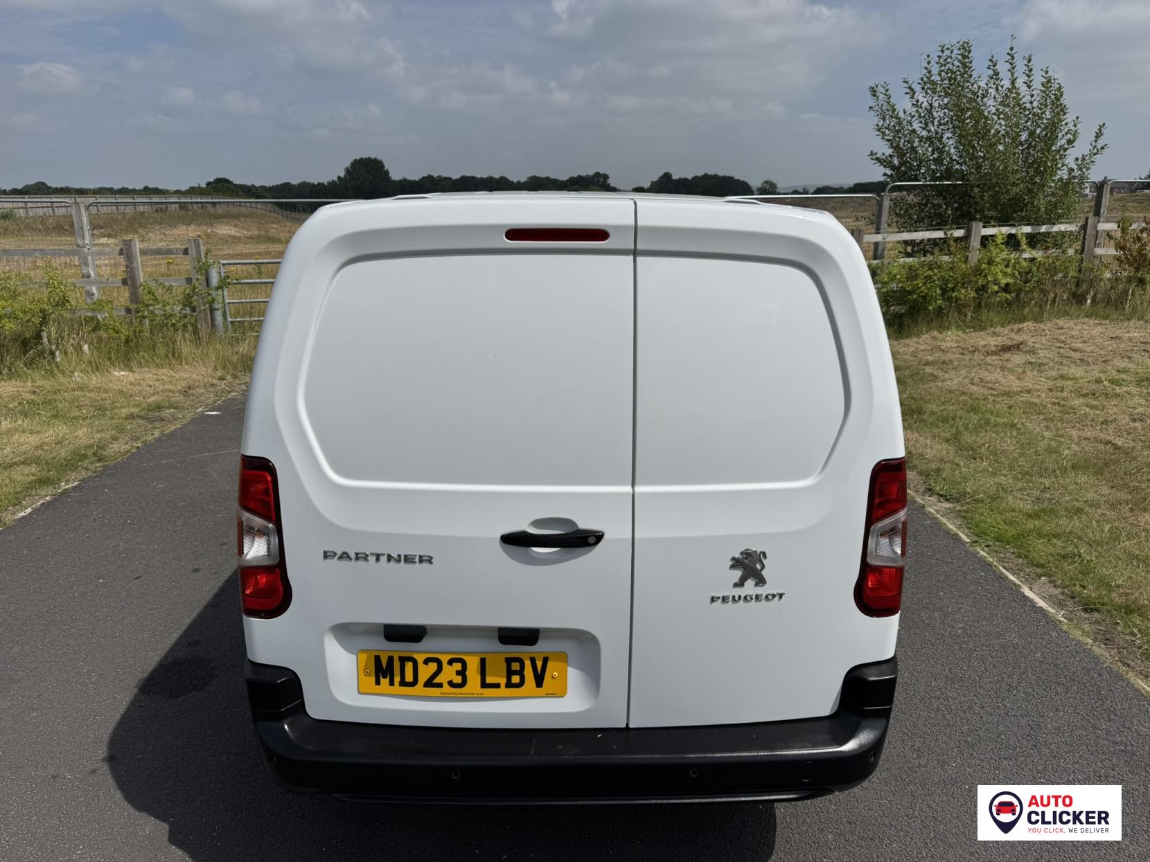 Peugeot Partner 1.5 BlueHDi 950 Professional Premium + Long Panel Van 6dr Diesel Manual LWB Euro 6 (s/s) (100 bhp)
