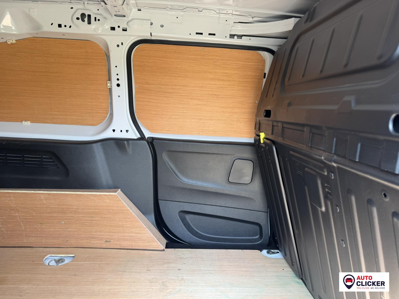 Peugeot Partner 1.5 BlueHDi 950 Professional Premium + Long Panel Van 6dr Diesel Manual LWB Euro 6 (s/s) (100 bhp)