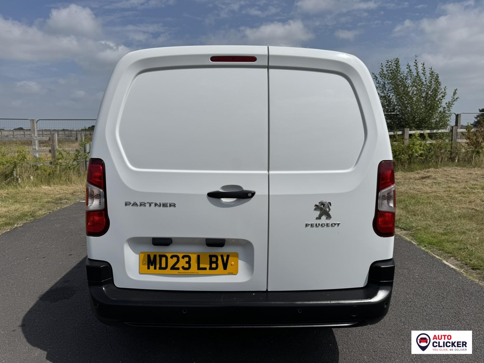 Peugeot Partner 1.5 BlueHDi 950 Professional Premium + Long Panel Van 6dr Diesel Manual LWB Euro 6 (s/s) (100 bhp)