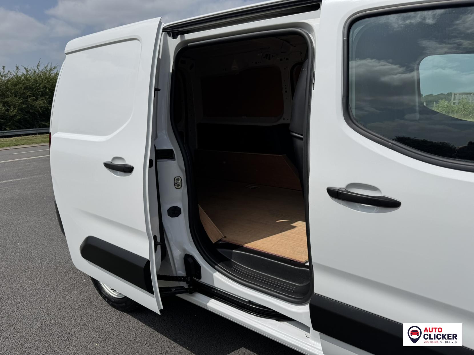 Peugeot Partner 1.5 BlueHDi 950 Professional Premium + Long Panel Van 6dr Diesel Manual LWB Euro 6 (s/s) (100 bhp)