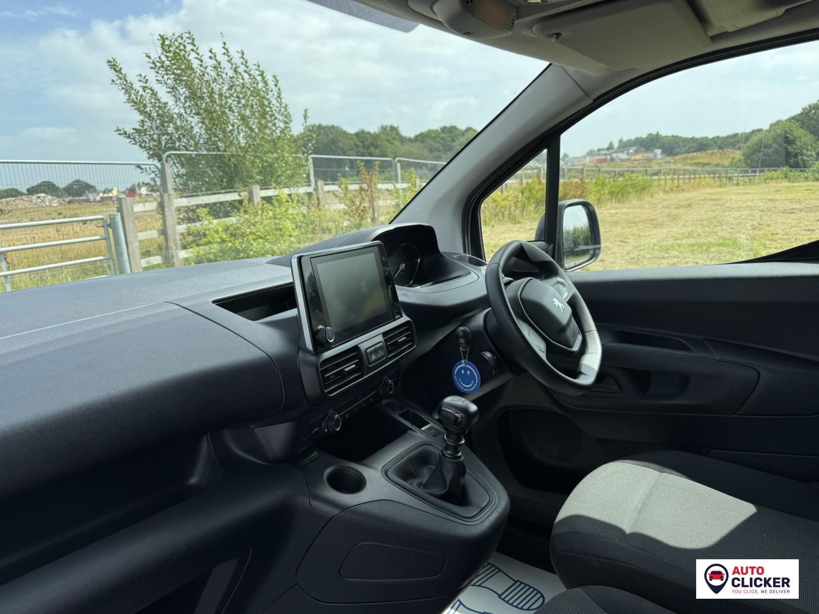 Peugeot Partner 1.5 BlueHDi 950 Professional Premium + Long Panel Van 6dr Diesel Manual LWB Euro 6 (s/s) (100 bhp)