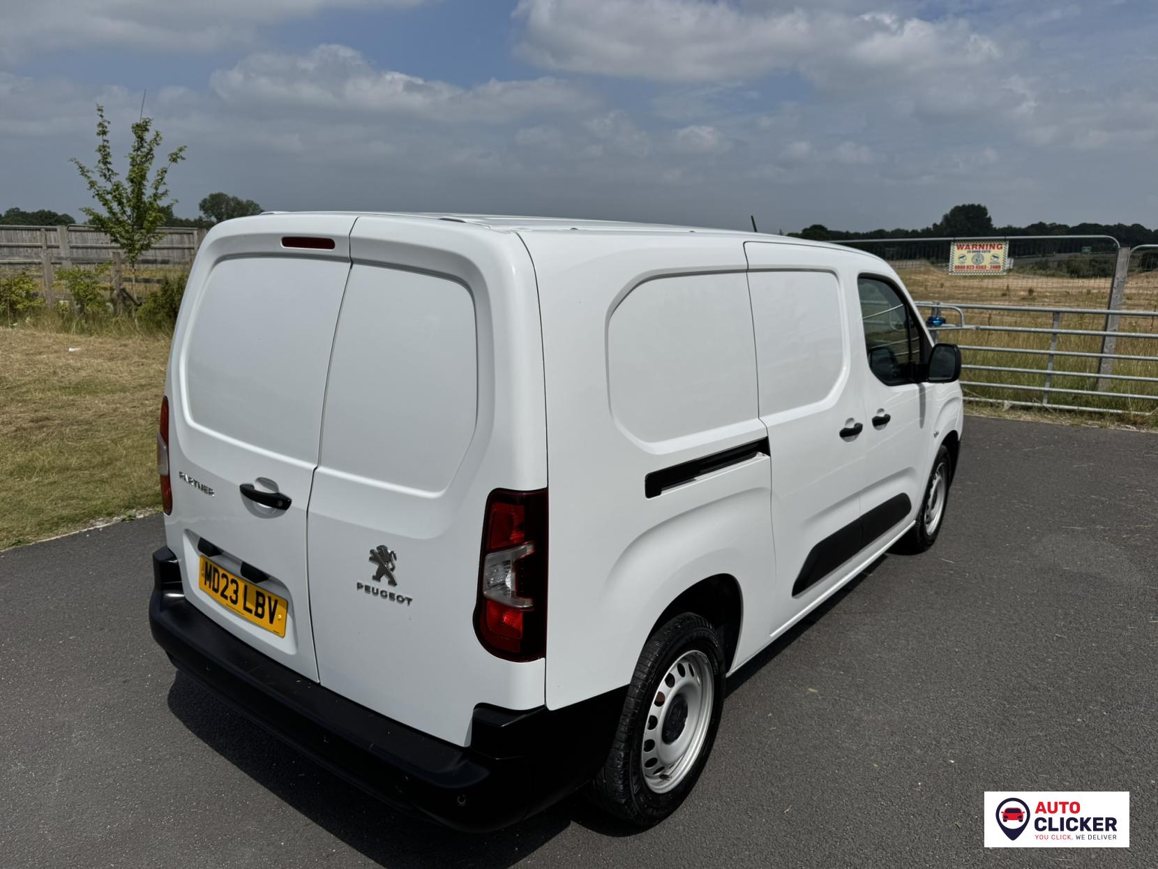 Peugeot Partner 1.5 BlueHDi 950 Professional Premium + Long Panel Van 6dr Diesel Manual LWB Euro 6 (s/s) (100 bhp)